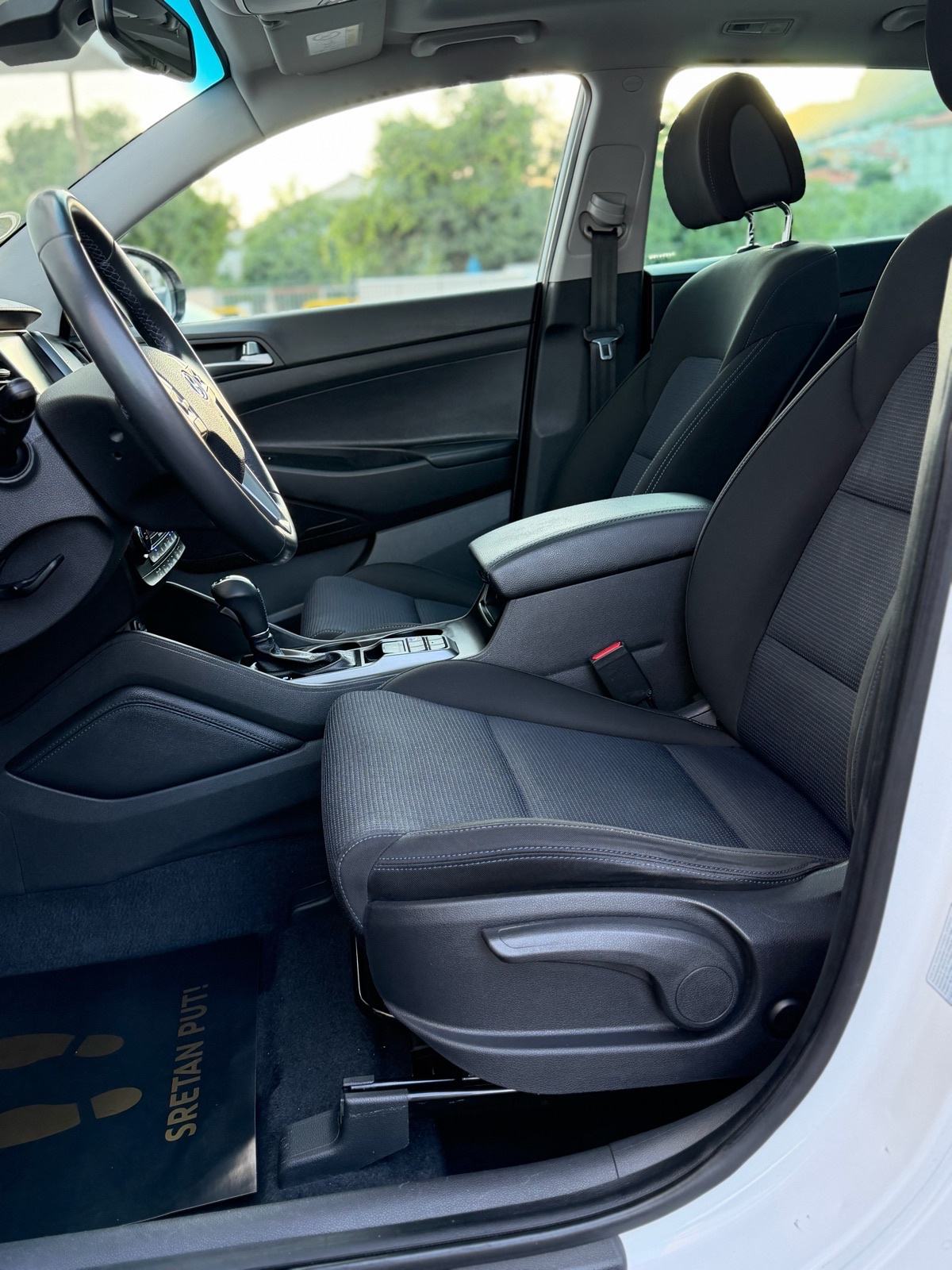 Hyundai Tucson 1,7 CRDi CREATIVE/ AUTOMATIK/PANORAMA✅JAMSTVO 12 MJ, fotografija 17