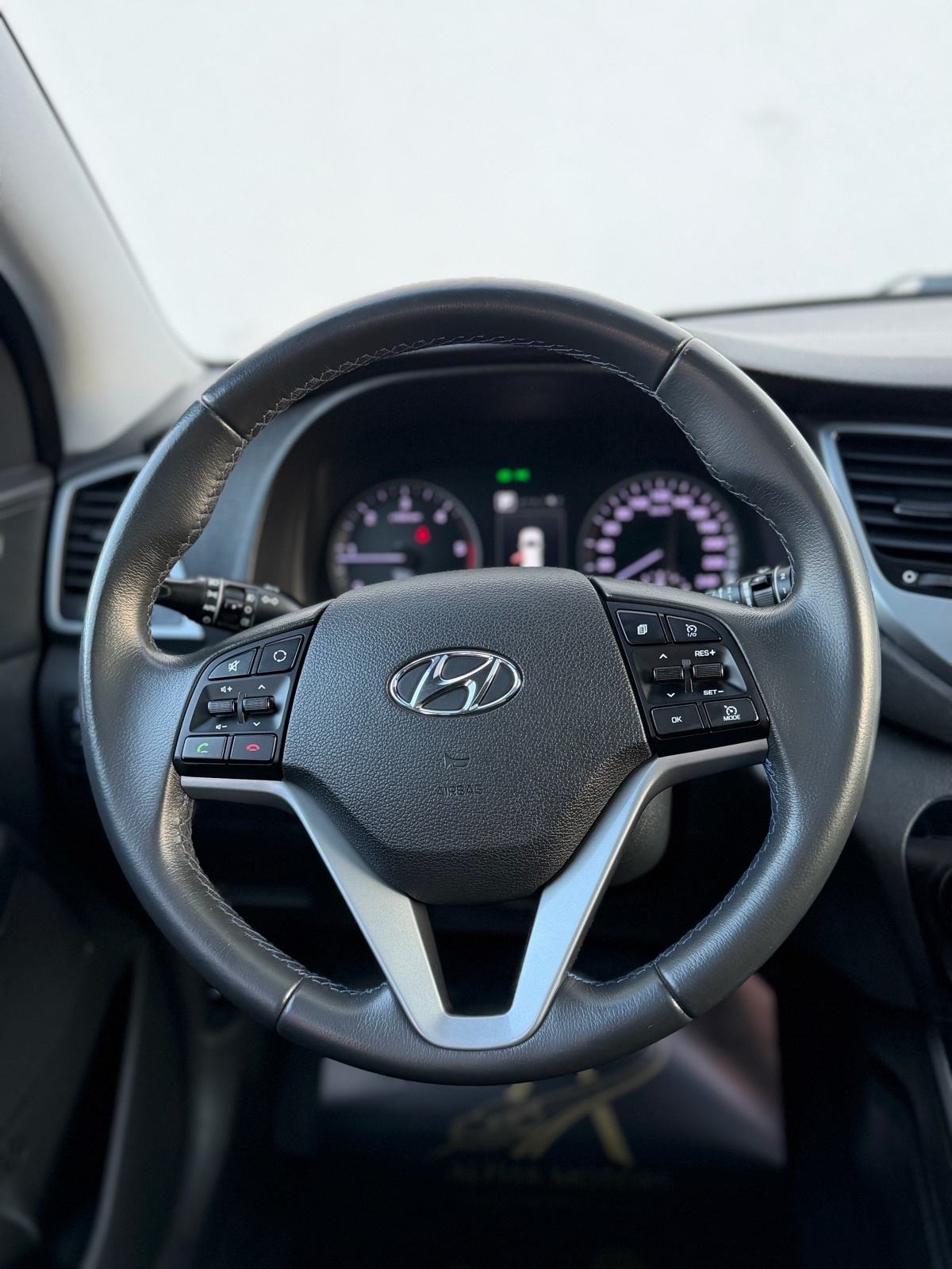 Hyundai Tucson 1,7 CRDi CREATIVE/ AUTOMATIK/PANORAMA✅JAMSTVO 12 MJ, fotografija 11