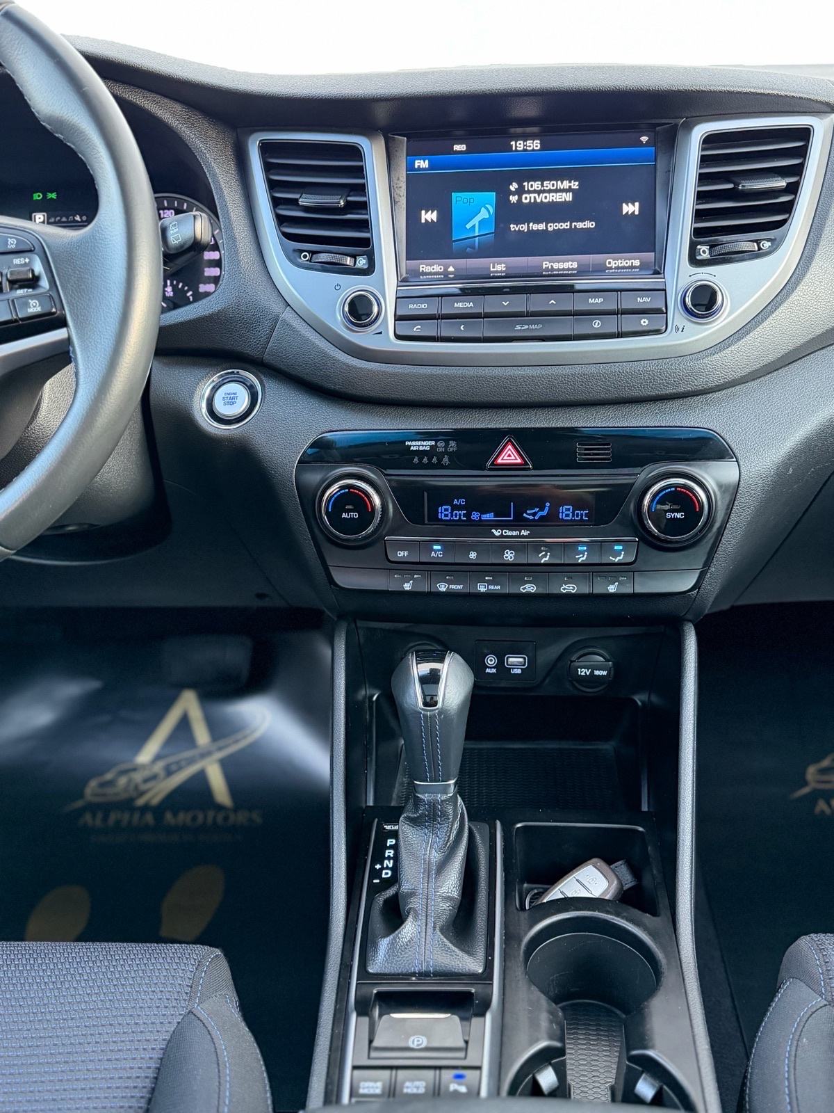 Hyundai Tucson 1,7 CRDi CREATIVE/ AUTOMATIK/PANORAMA✅JAMSTVO 12 MJ, fotografija 16