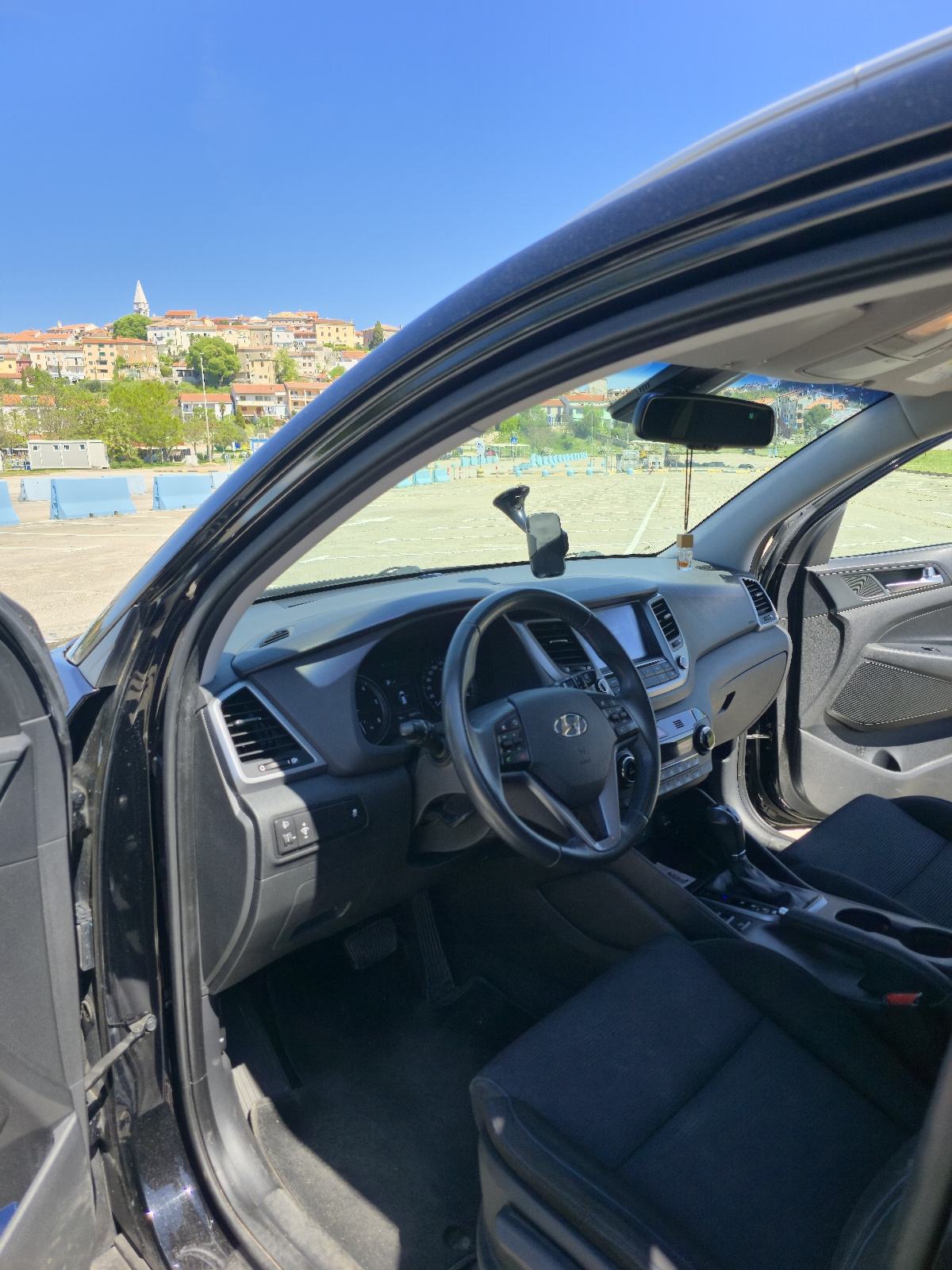 Hyundai Tucson 1.7 CRDi automatik, fotografija 15