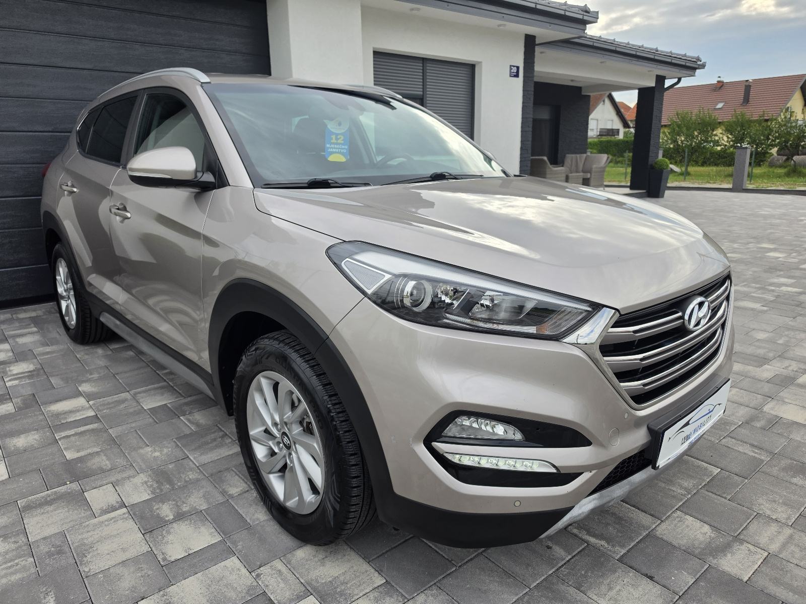 Hyundai Tucson 1,7 CRDi CREATIVE NAVI KAMERA KEYLESS *GARANCIJA**, fotografija 3
