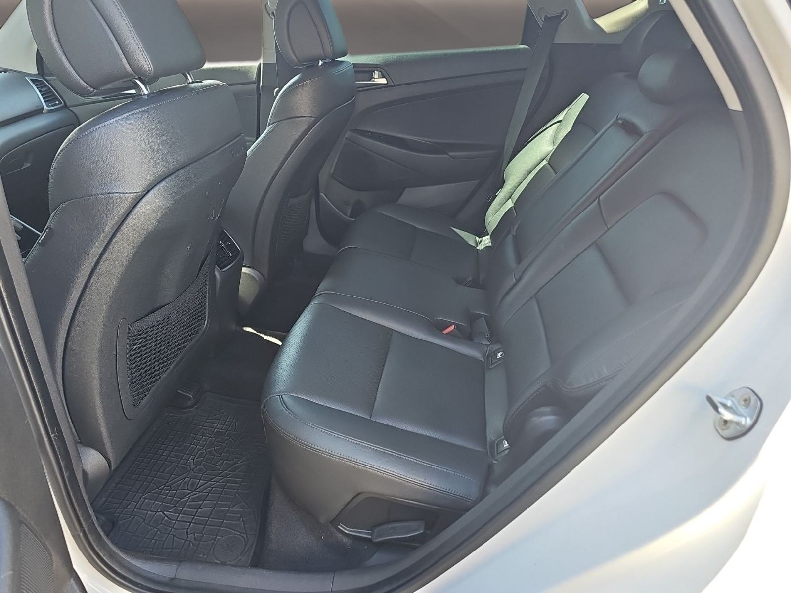 Hyundai Tucson 1,7 CRDi GDT0 ISG DCT,AUTOMATIK,KOŽA,KAMERA,NAVI,ALU 19, fotografija 10