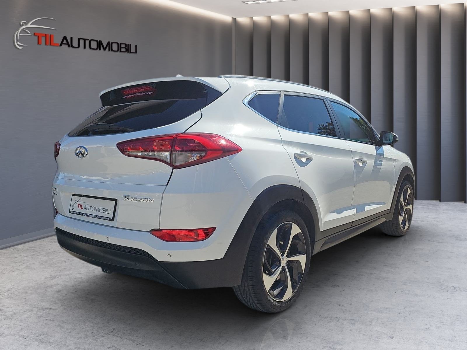 Hyundai Tucson 1,7 CRDi GDT0 ISG DCT,AUTOMATIK,KOŽA,KAMERA,NAVI,ALU 19, fotografija 5