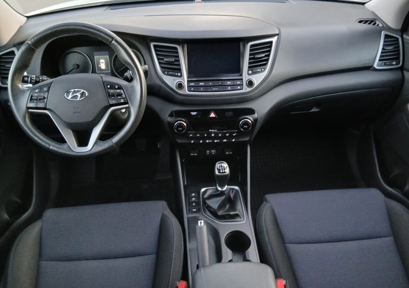 Hyundai Tucson 1,7 CRDi ISG, fotografija 16