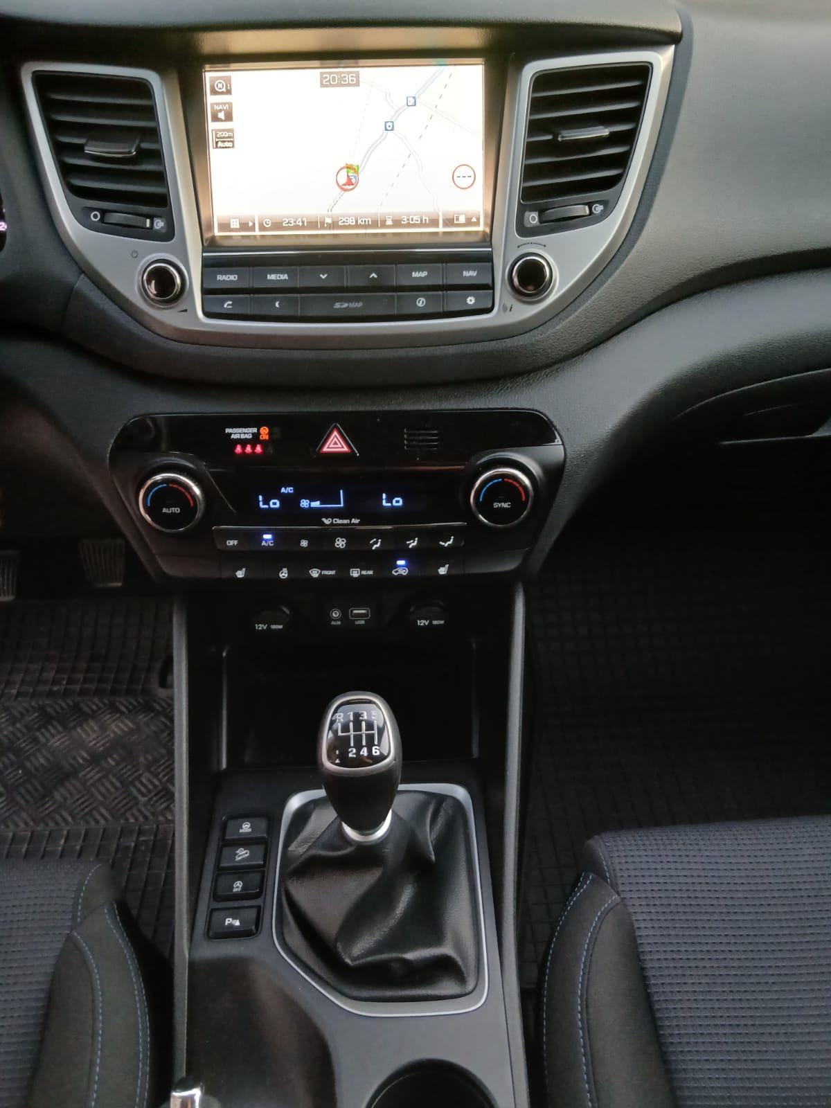 Hyundai Tucson 1,7 CRDi ISG, fotografija 17