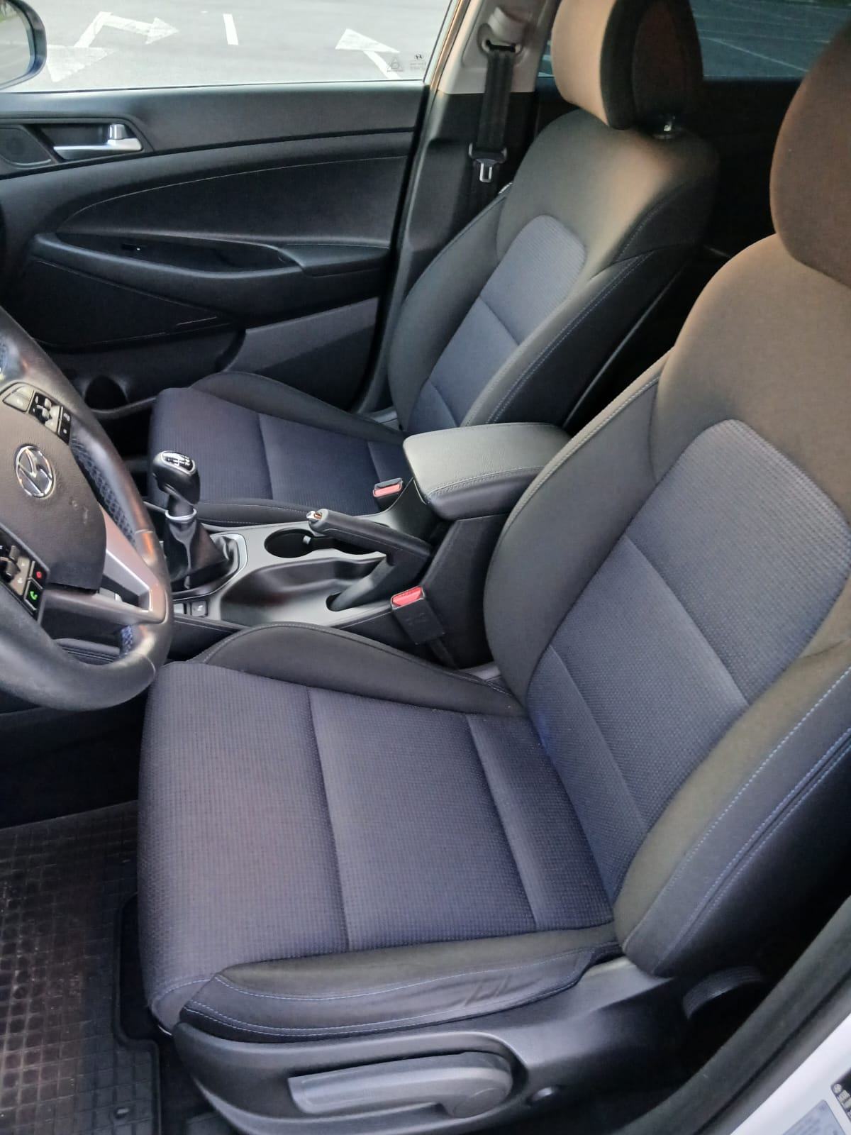 Hyundai Tucson 1,7 CRDi ISG, fotografija 15