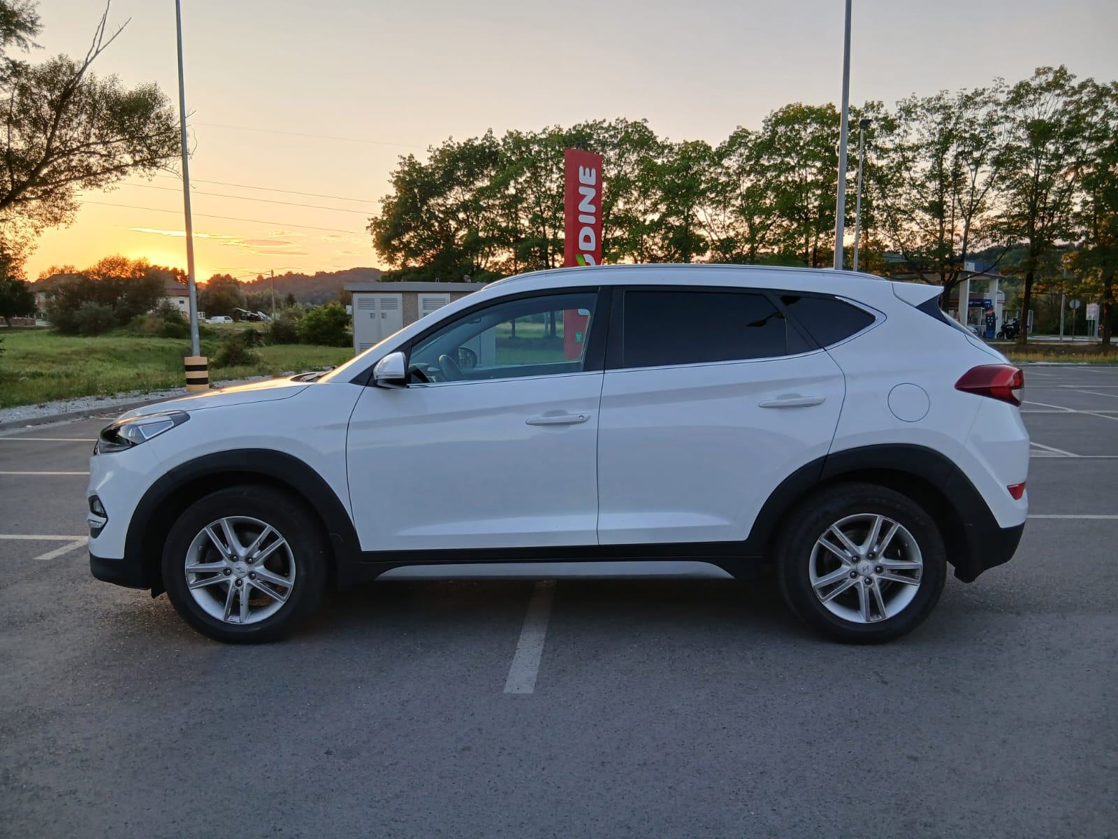 Hyundai Tucson 1,7 CRDi ISG, fotografija 6