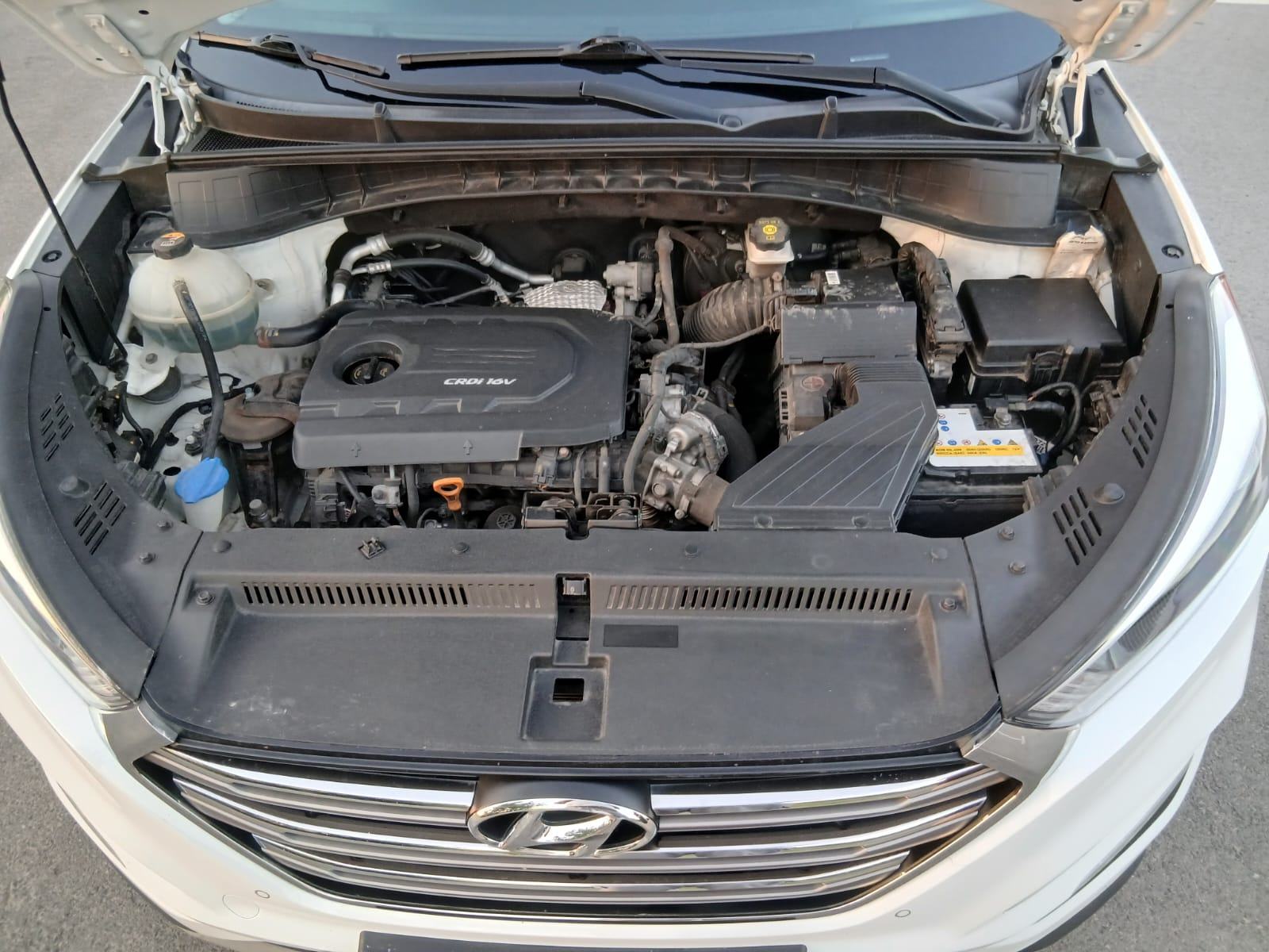Hyundai Tucson 1,7 CRDi ISG, fotografija 19