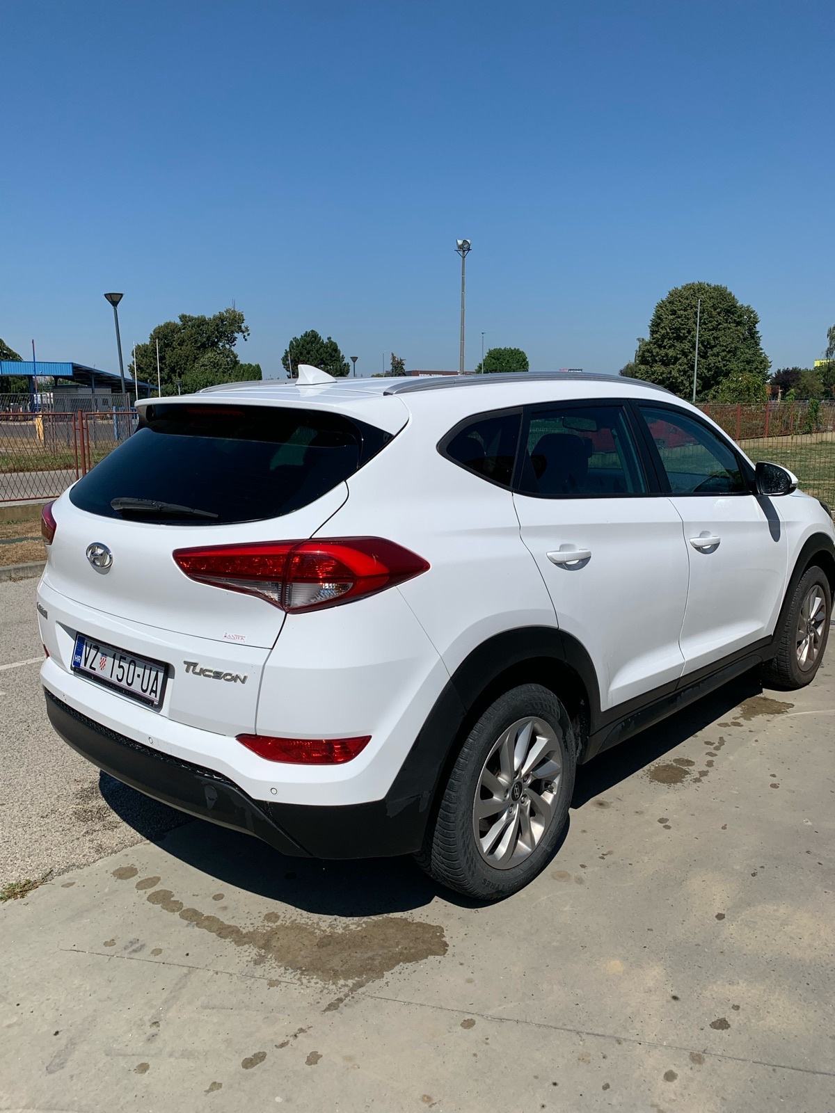 Hyundai Tucson 1,7 CRDi ISG vrhunski, reg. god. dana, orgin.kilomet, fotografija 4
