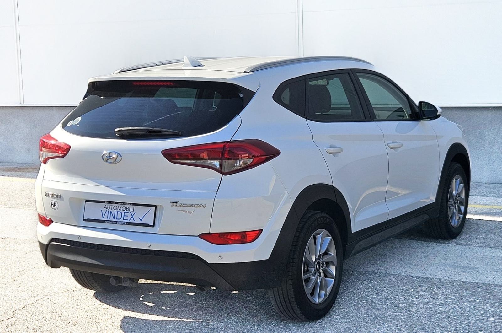 Hyundai Tucson 1.7 CRDi Navi Kamera 104000 km, fotografija 3