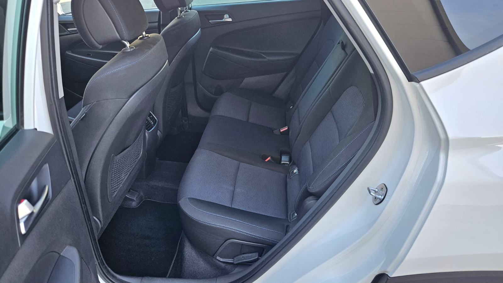 Hyundai Tucson 1.7 CRDi Navi Kamera 104000 km, fotografija 9