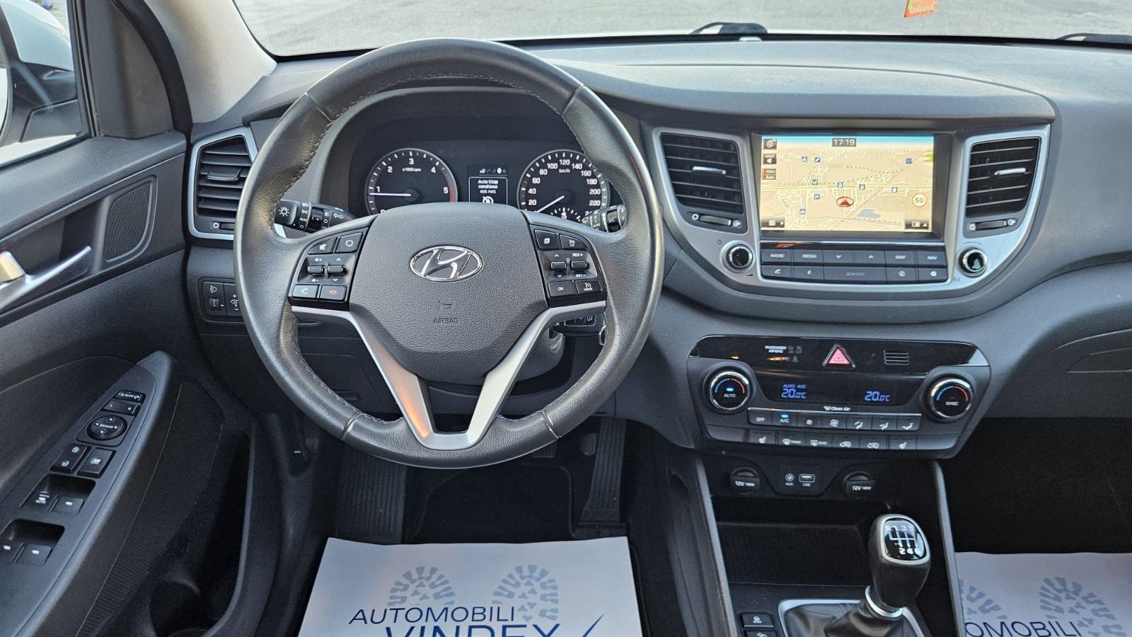Hyundai Tucson 1.7 CRDi Navi Kamera 104000 km, fotografija 7