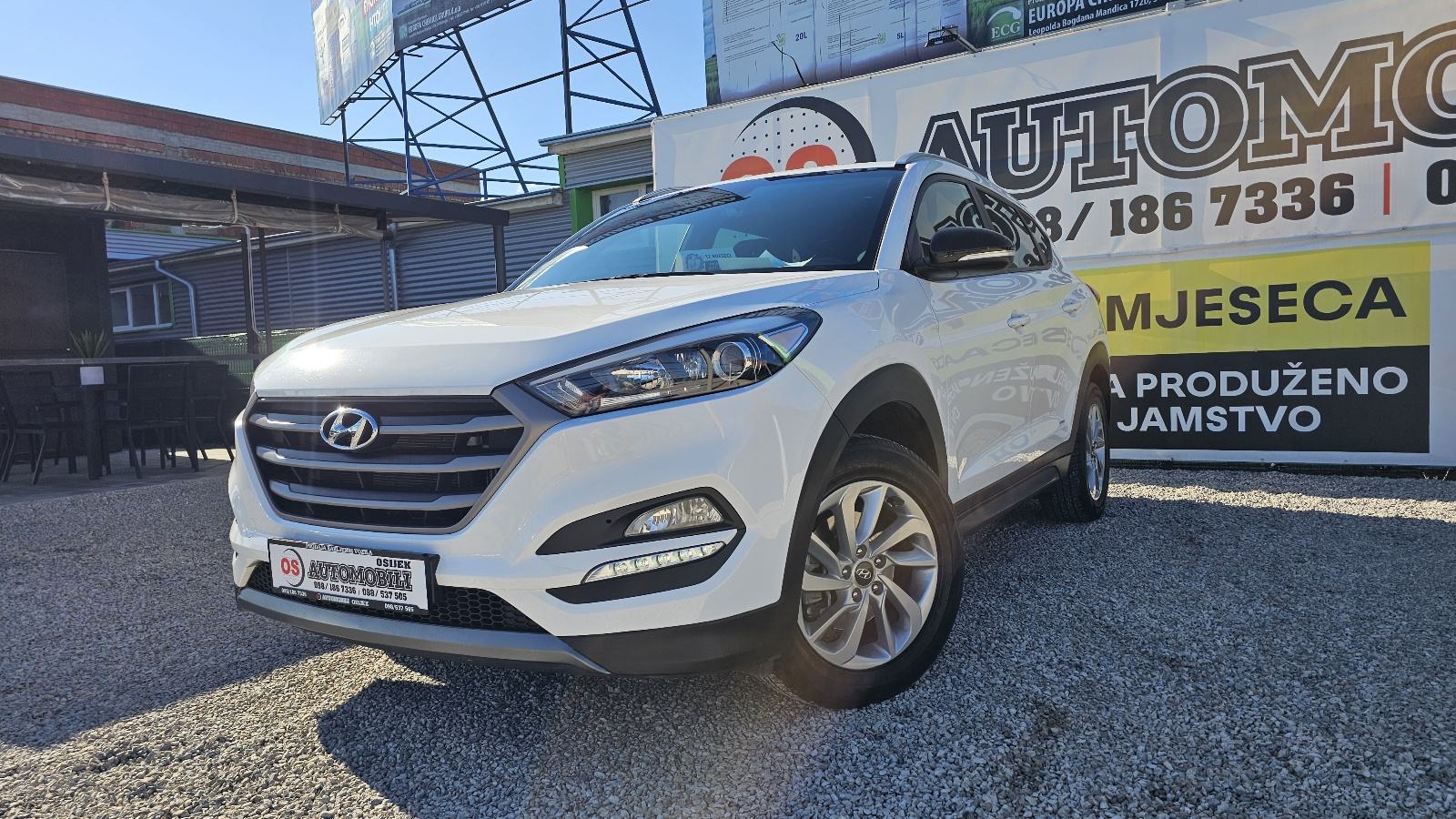Hyundai Tucson 1.7 CRDI,NAVIGACIJA,KAMERA,CLIMATRONIC,LED,TEMPOMAT, pogled izvana - slika 1