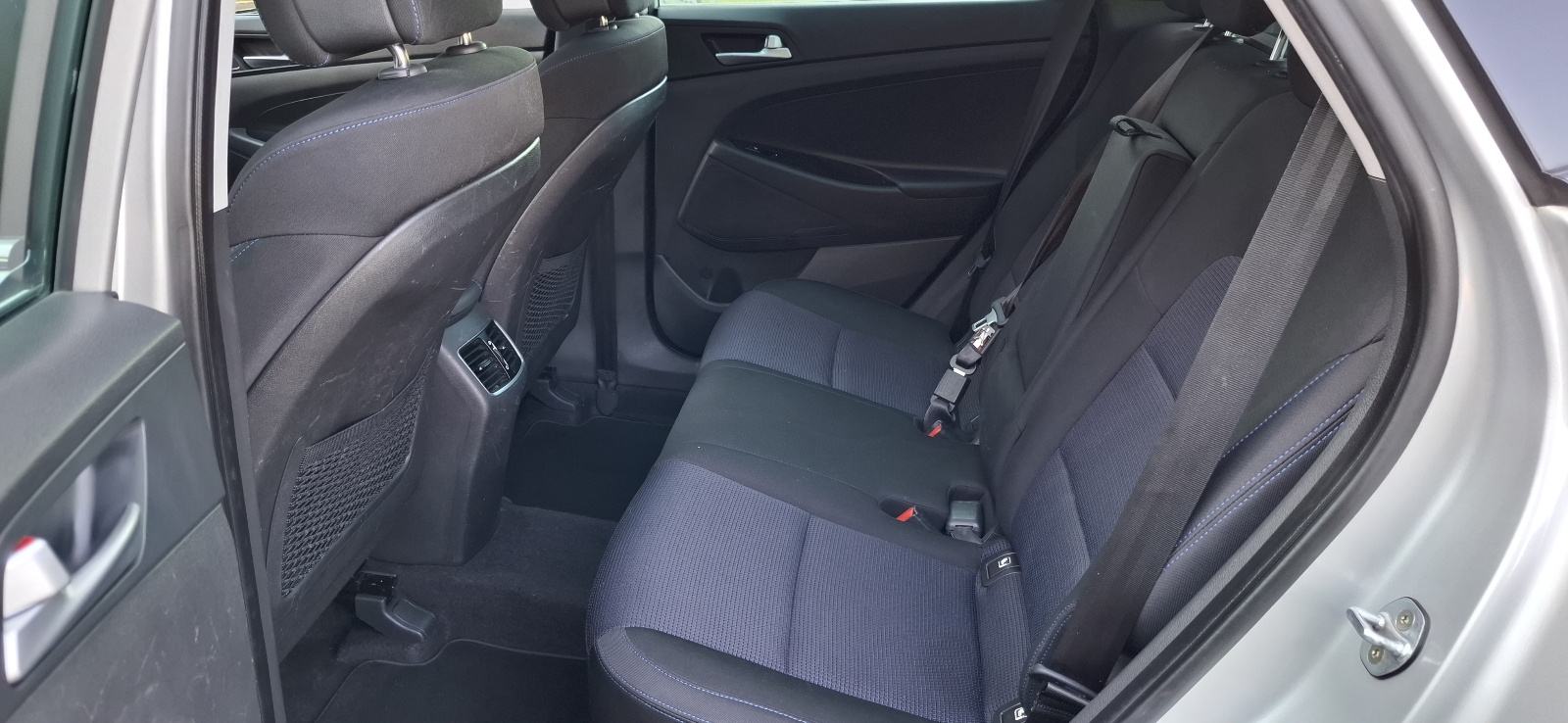 Hyundai Tucson 1,7 CRDi Premium, fotografija 17