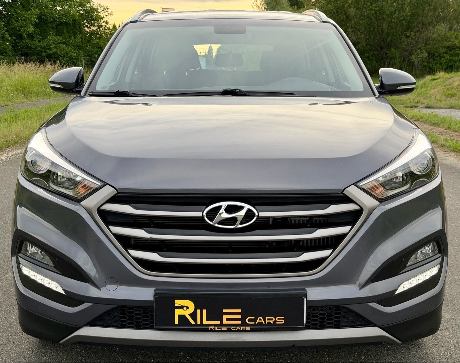 Hyundai Tucson 1.7 CRDi | Prvi vlasnik | NAVI | Kamera | Odličan!, fotografija 7