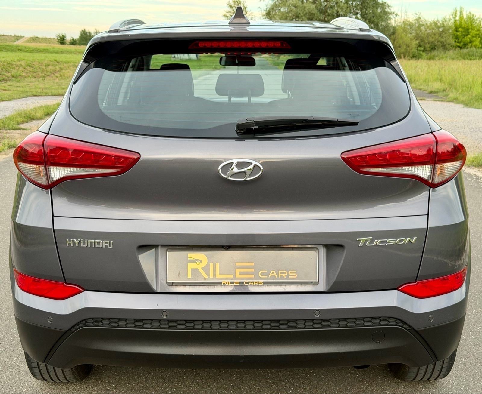 Hyundai Tucson 1.7 CRDi | Prvi vlasnik | NAVI | Kamera | Odličan!, fotografija 8