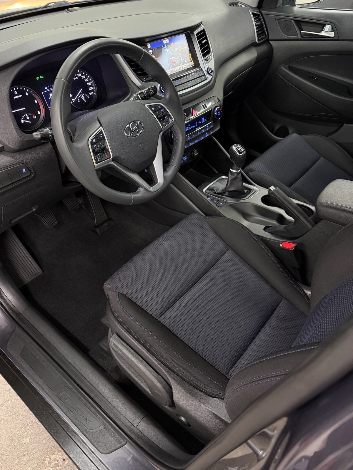 Hyundai Tucson 1.7 CRDi | Prvi vlasnik | NAVI | Kamera | Odličan!, fotografija 9