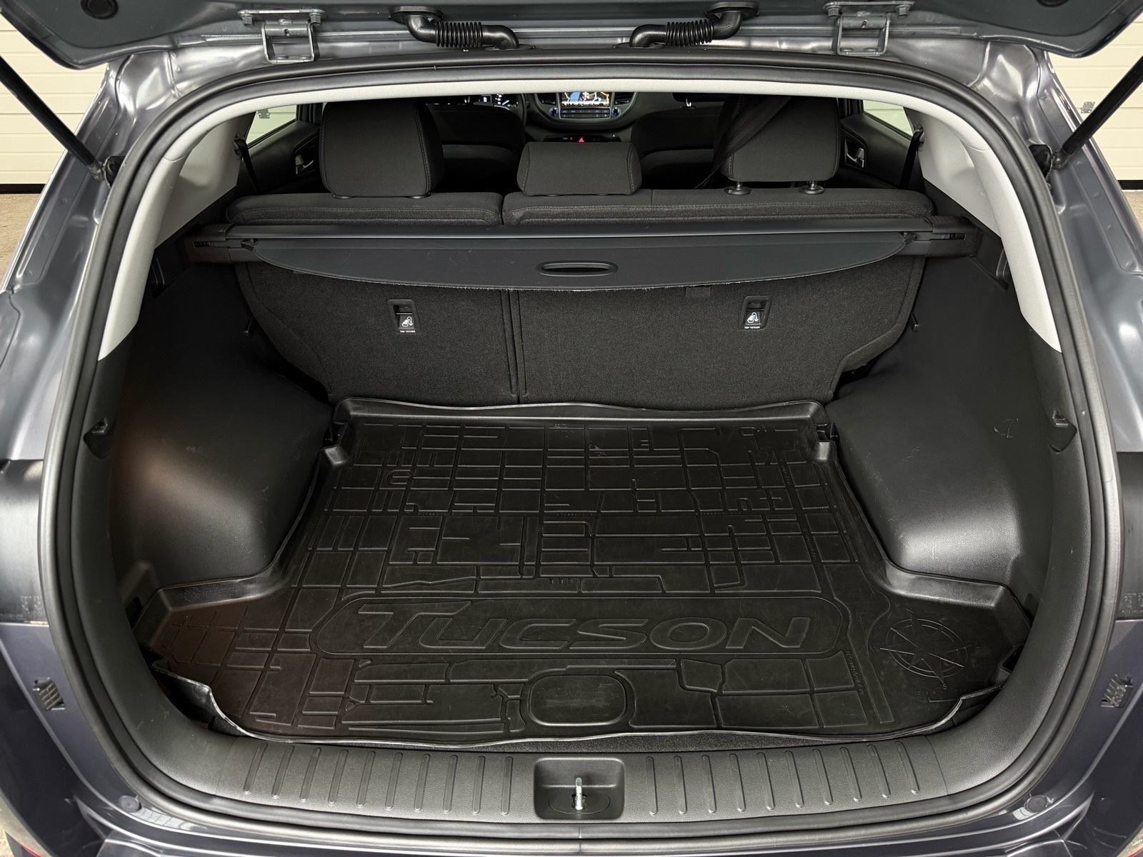Hyundai Tucson 1.7 CRDi | Prvi vlasnik | NAVI | Kamera | Odličan!, fotografija 18
