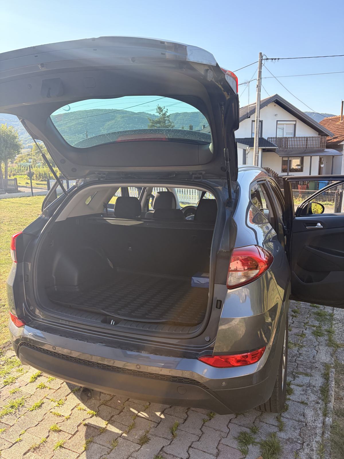 Hyundai Tucson 1.7 CRDi, fotografija 2