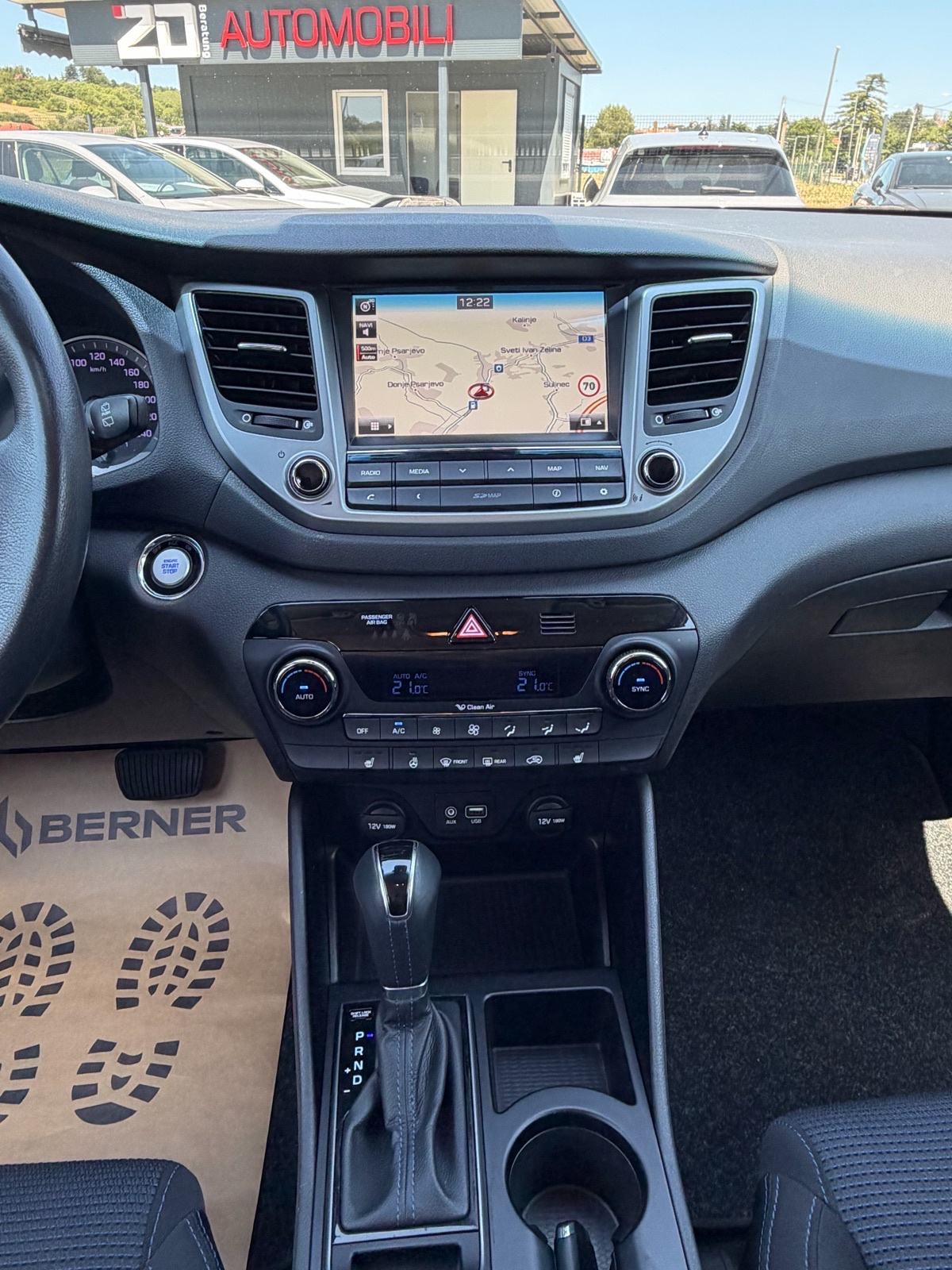 Hyundai Tucson 1.7 CRDi Style *Automatik!* BiXenon Navi Kamera Servisn, fotografija 18