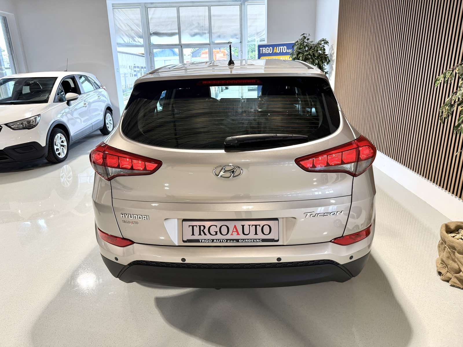 Hyundai Tucson 1,7 CRDi *XENON-TEMPOMAT-ALU- 3.GODINE JAMSTVO*, fotografija 8