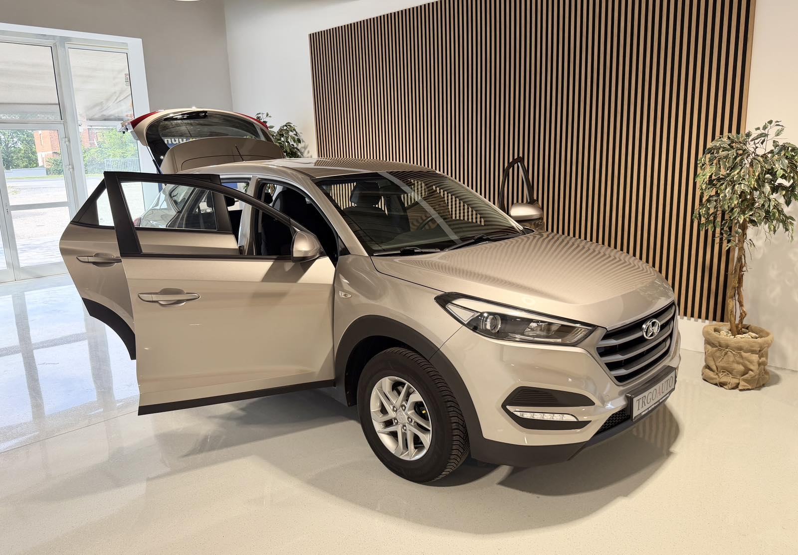 Hyundai Tucson 1,7 CRDi *XENON-TEMPOMAT-ALU- 3.GODINE JAMSTVO*, fotografija 6