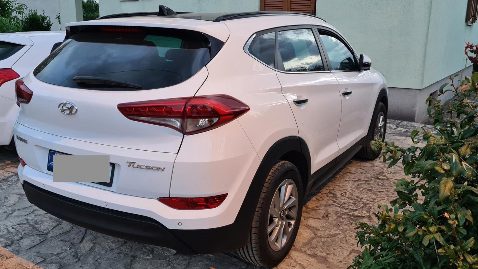 Hyundai Tucson 1.7 CRDi Xpossible | PANORAMA • Reg. 07/2027, fotografija 4