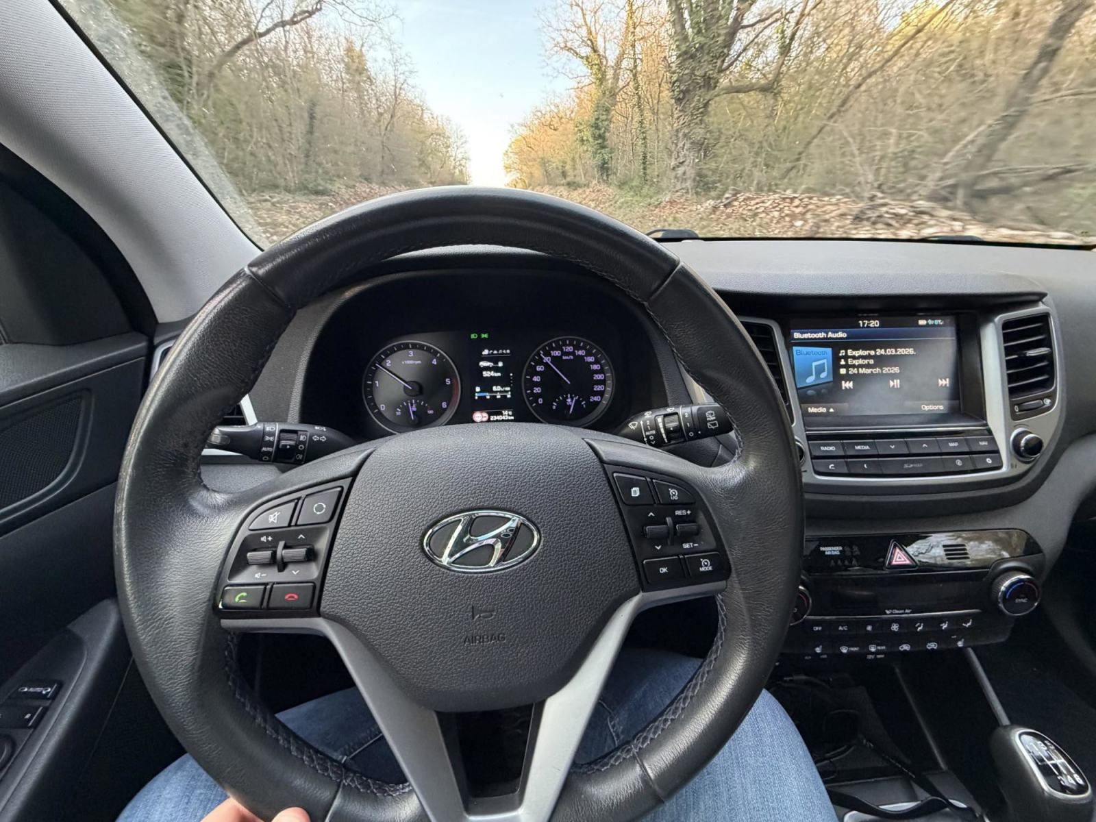 Hyundai Tucson 1.7 CRDi Xpossible | PANORAMA • Reg. 07/2027, fotografija 2