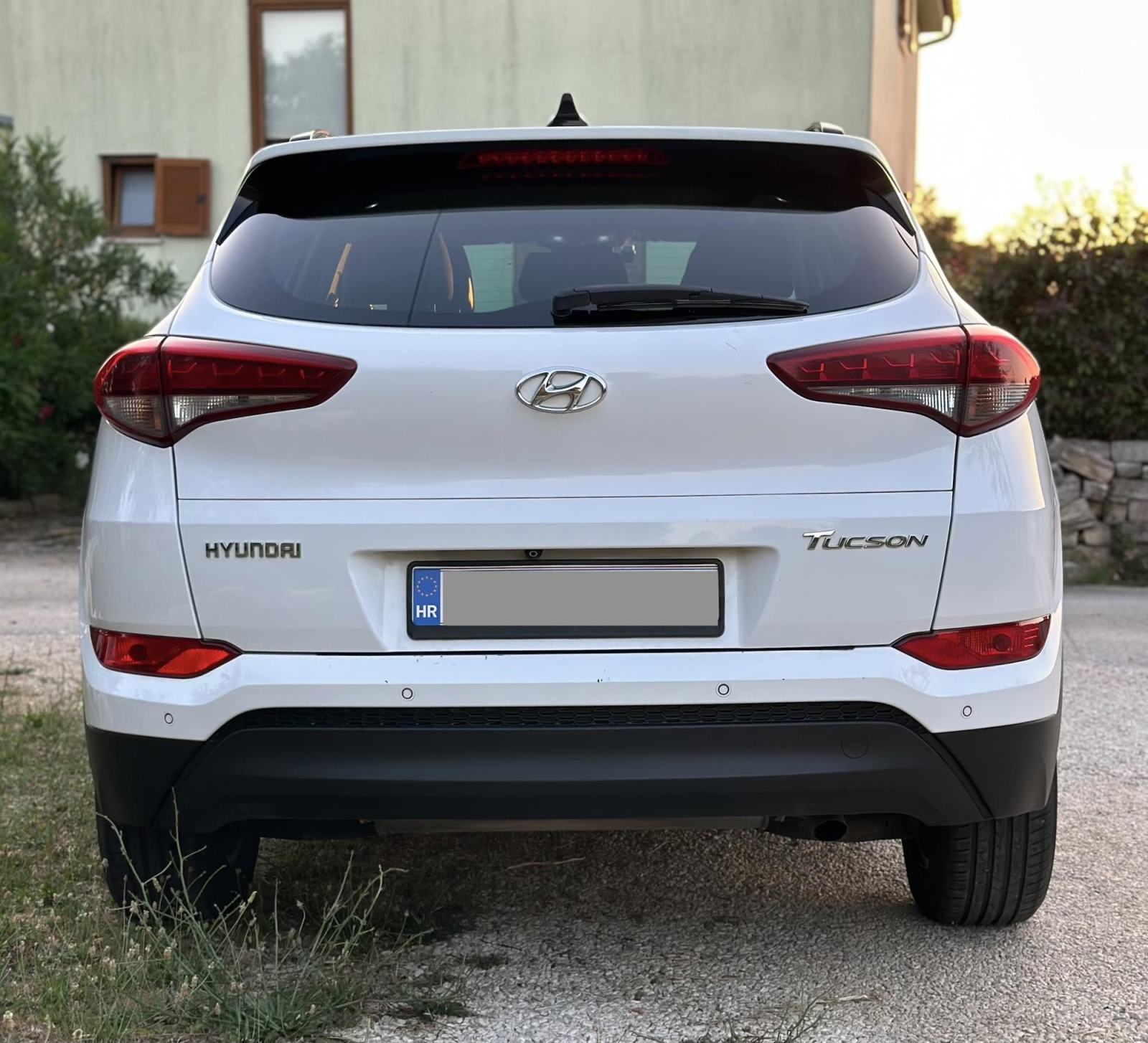 Hyundai Tucson 1.7 CRDi Xpossible | PANORAMA • Reg. 07/2027, fotografija 8