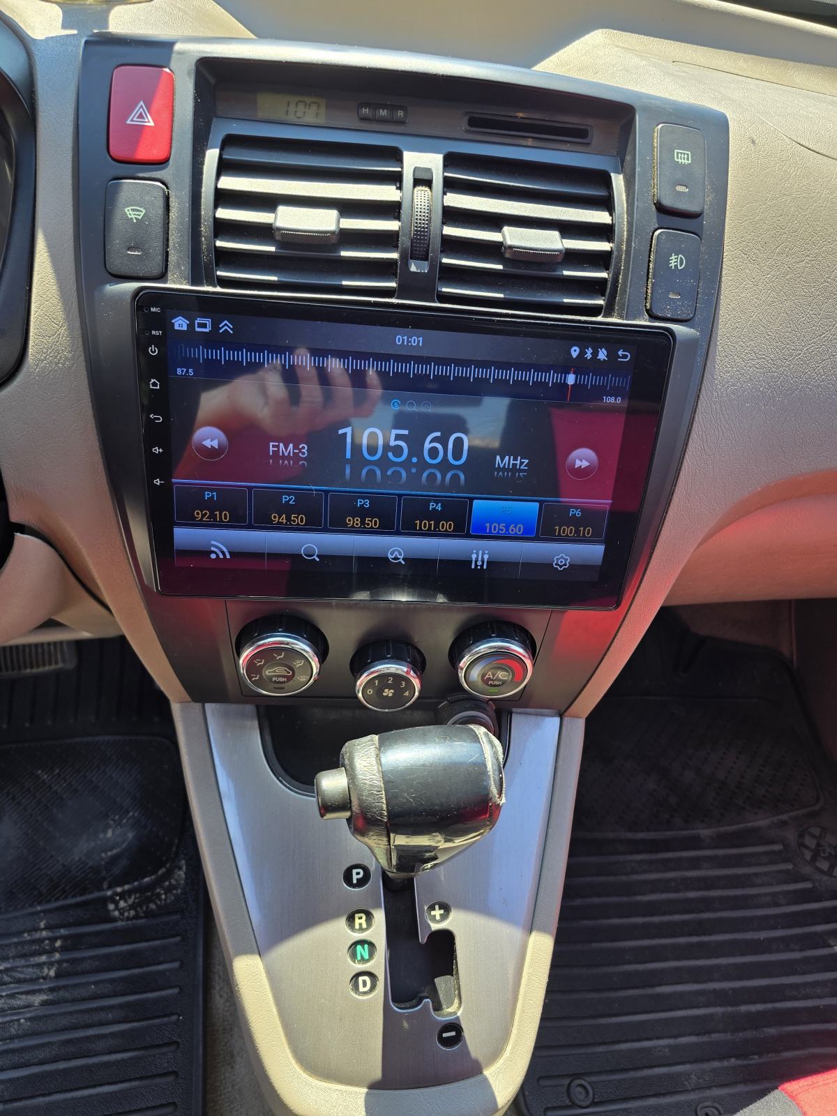 Hyundai Tucson 2,0 CRDi GLS AUTOMATIK ODLIČAN, fotografija 14