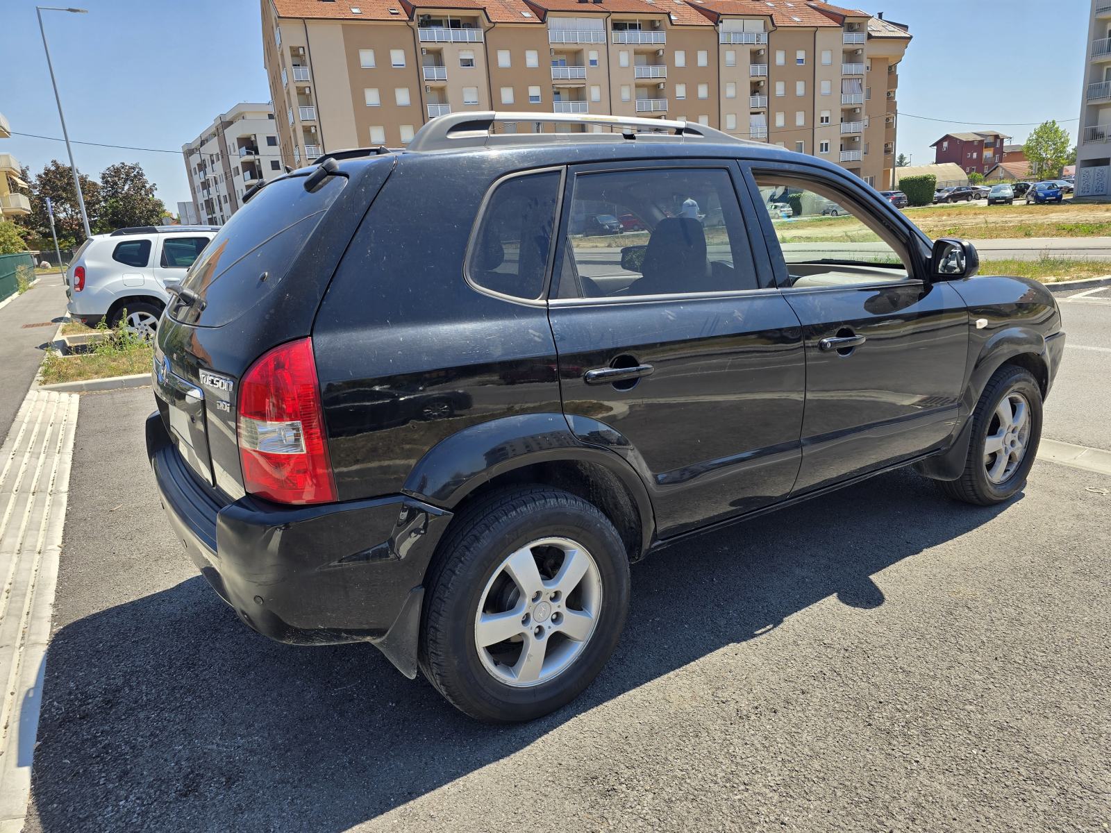 Hyundai Tucson 2,0 CRDi GLS AUTOMATIK ODLIČAN, fotografija 2