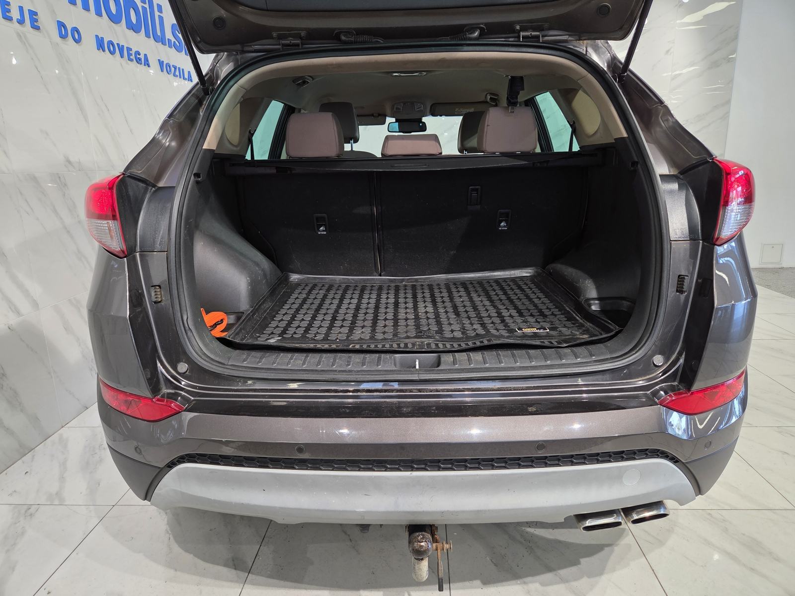 Hyundai Tucson 2,0 CRdi, fotografija 12