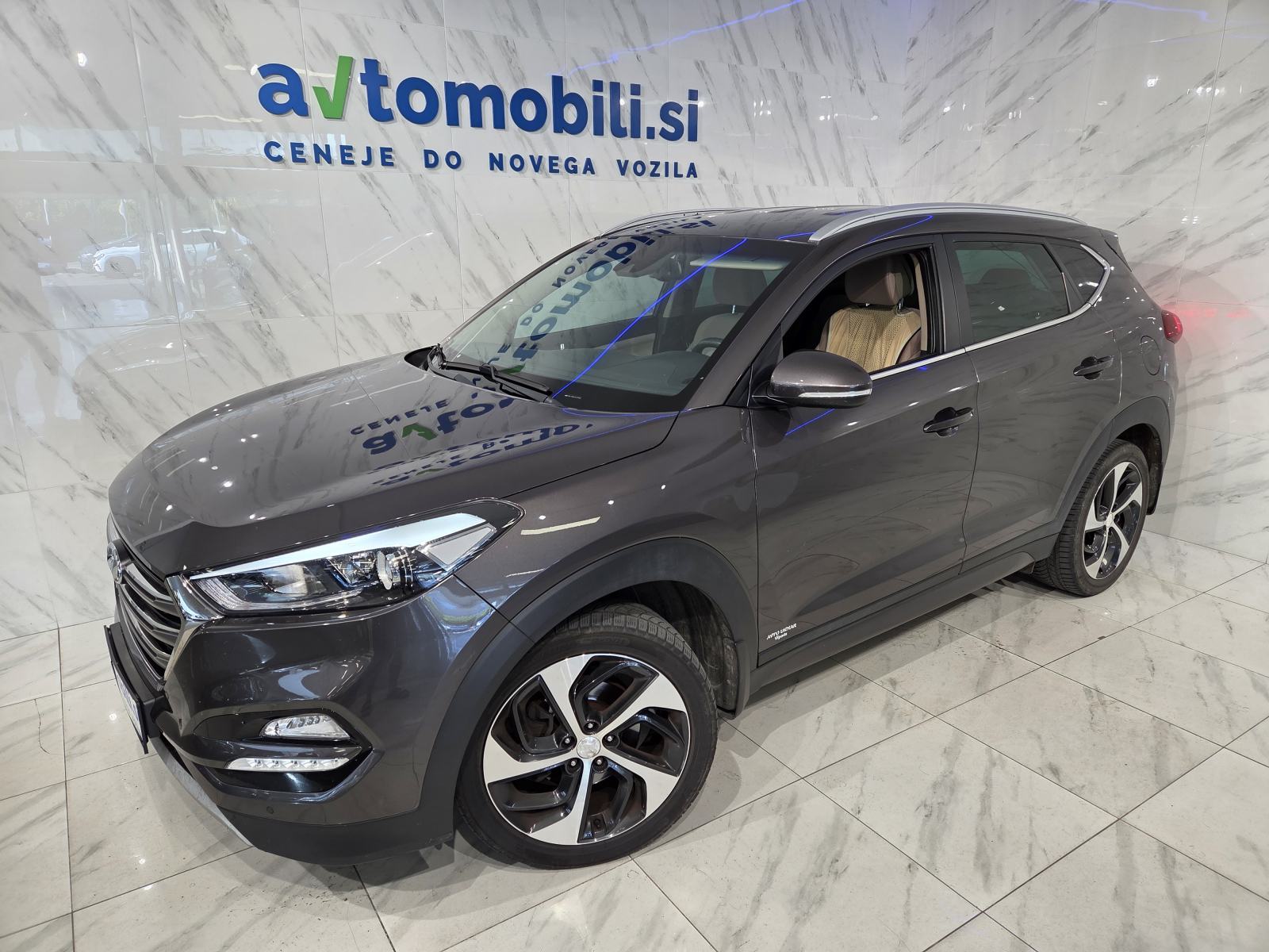 Hyundai Tucson 2,0 CRdi, fotografija 3
