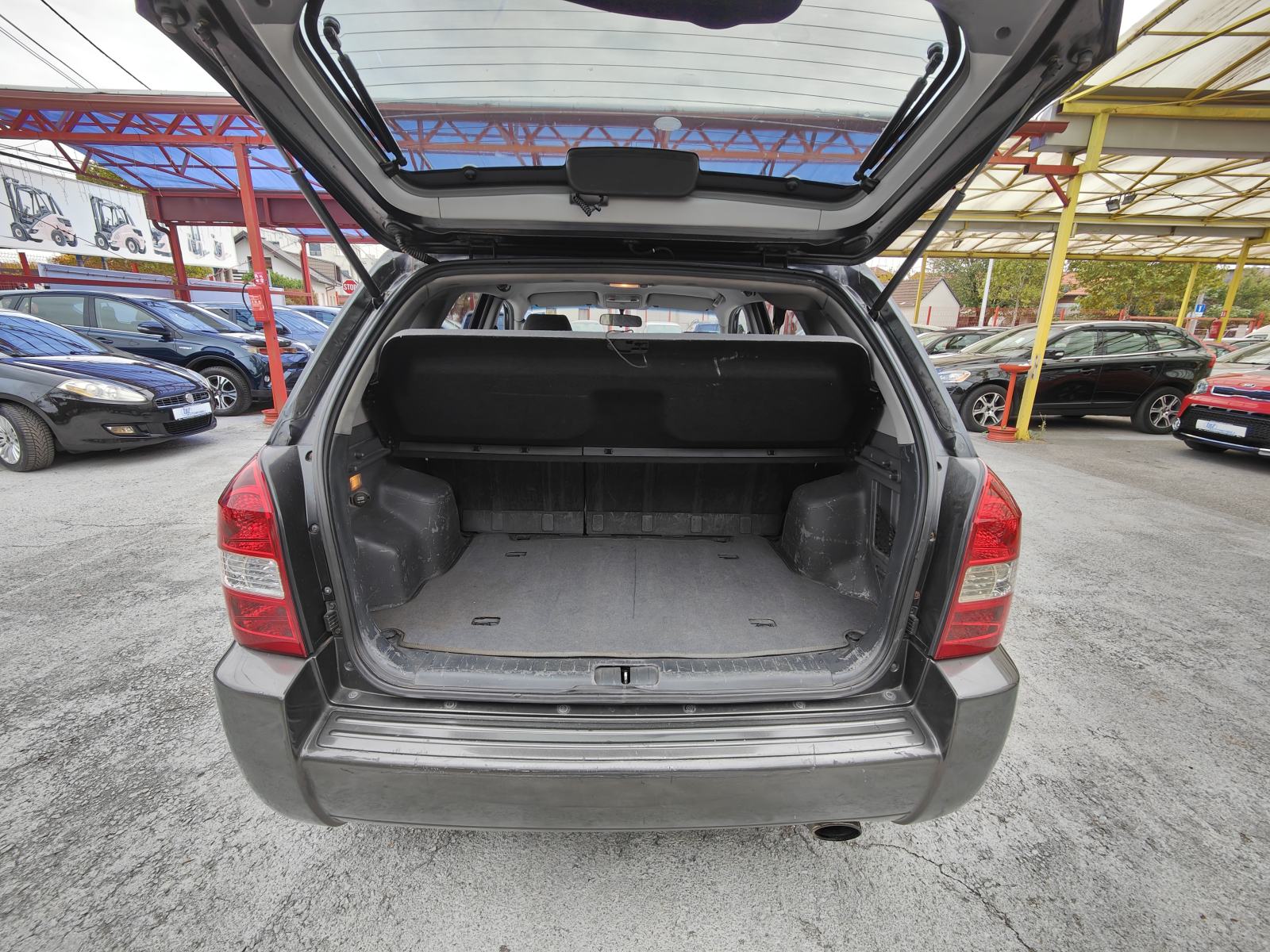 HYUNDAI*TUCSON*2.0 GLS-PLIN*NIJE UVOZ*SERVISNA KNJ*REG.9/26**4490 E, fotografija 19