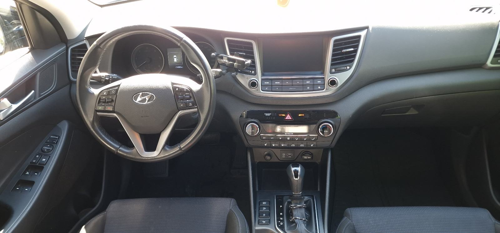 Hyundai Tucson automatik 1.7 CRDi, fotografija 3