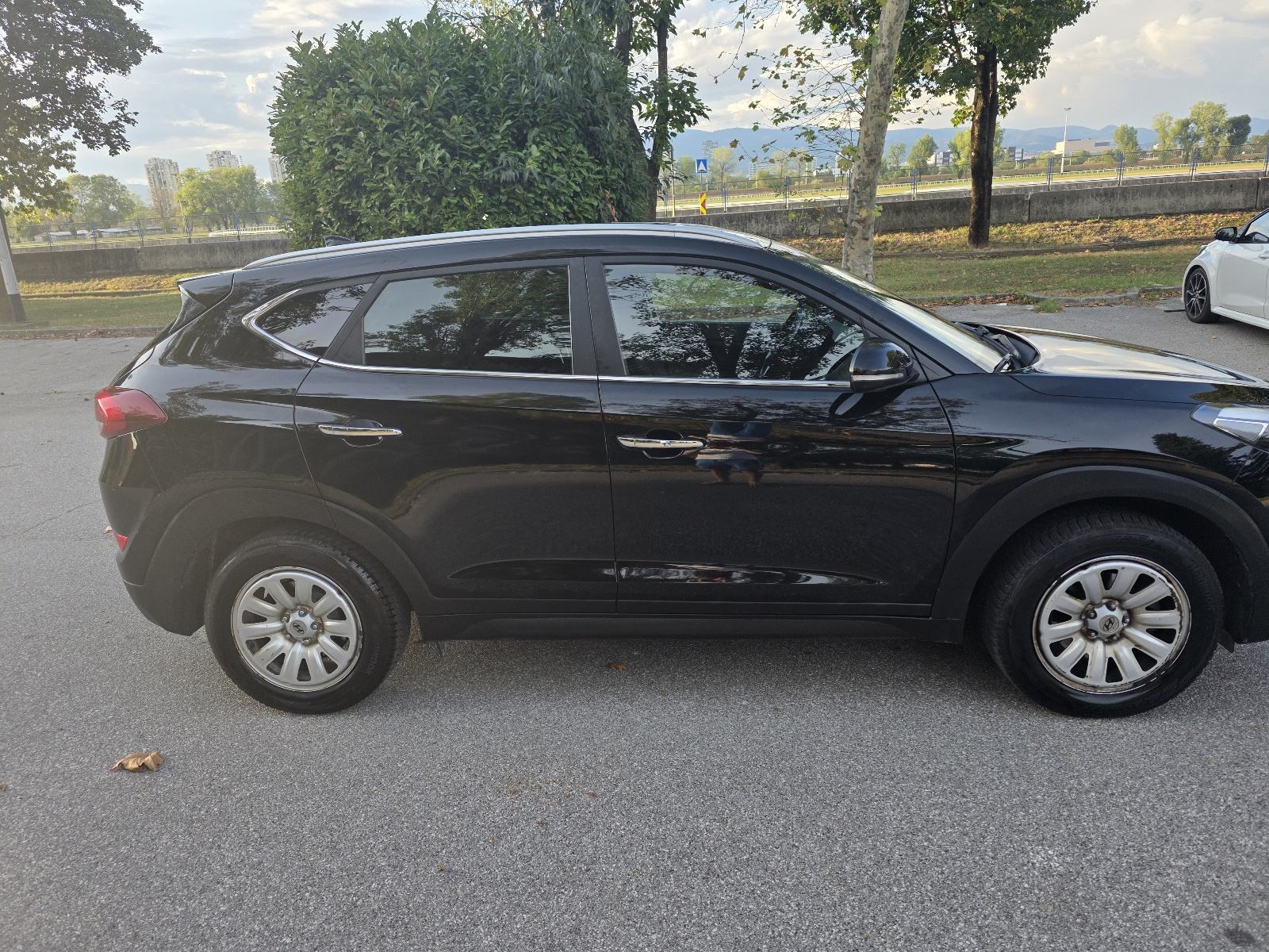 Hyundai Tucson NAVI PLUS 1.7 CRDI, fotografija 3