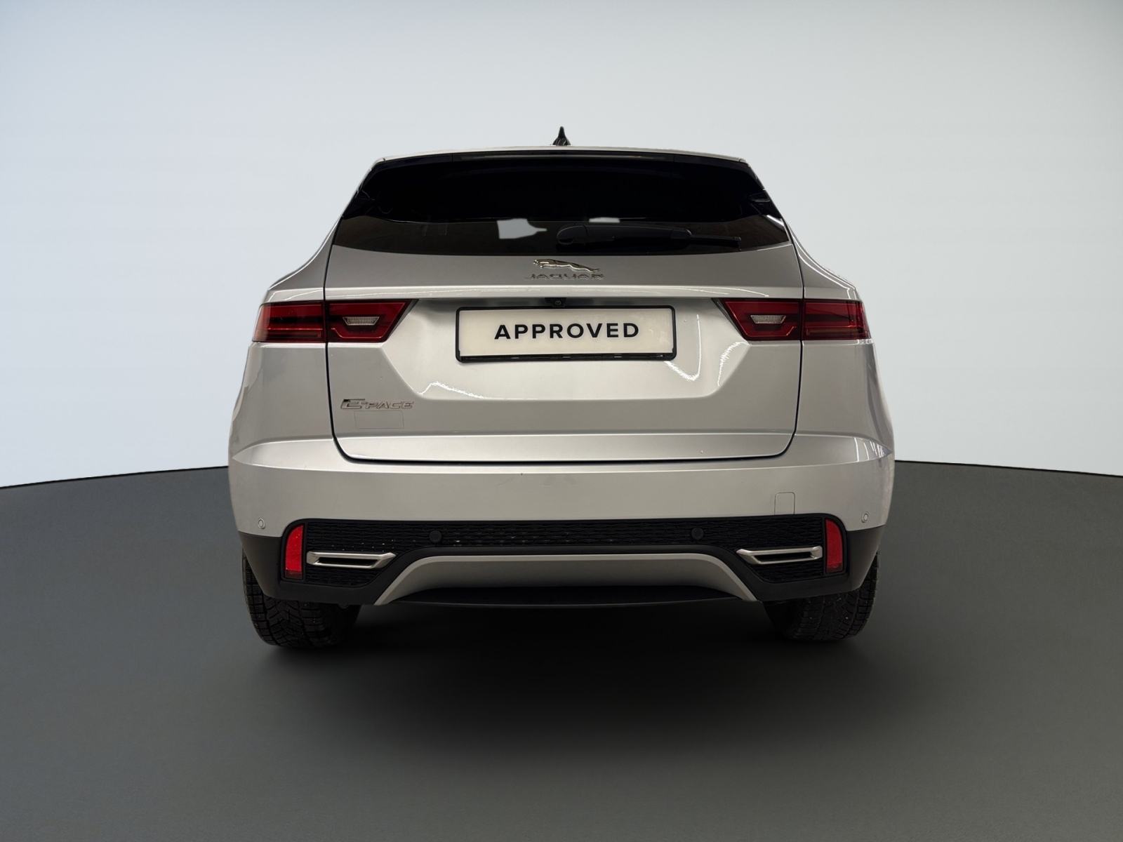 Jaguar E-Pace S 1.5 160 FWD A9 MHEV, fotografija 6