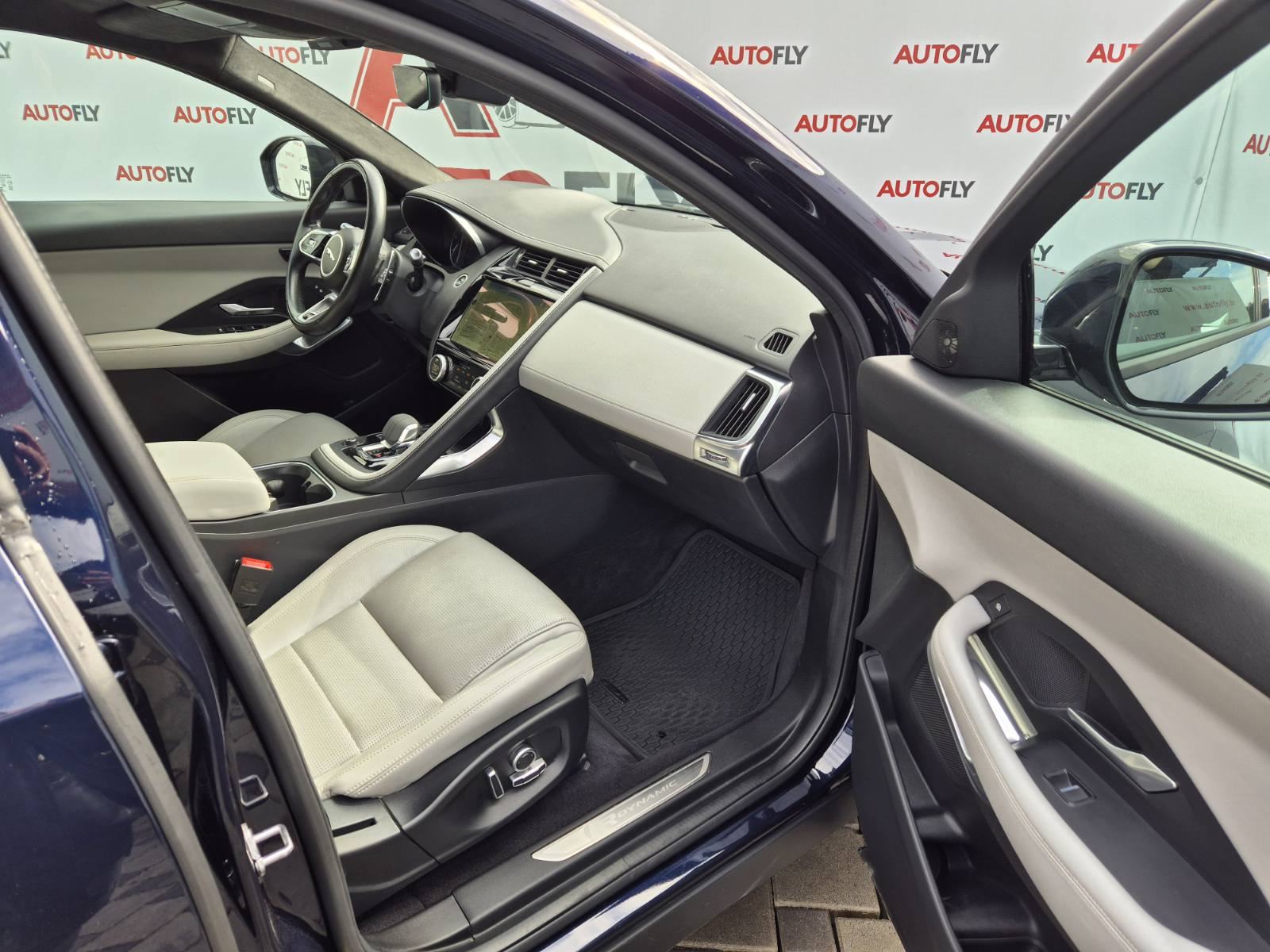 Jaguar E-Pace 1.5T R Dynamic, Led, ACC, HR auto, Kamera, u PDV-u, fotografija 13