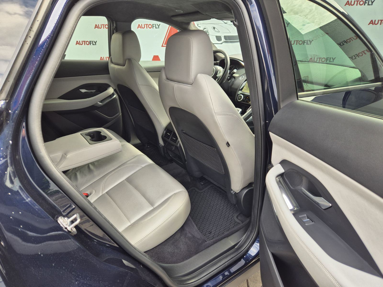 Jaguar E-Pace 1.5T R Dynamic, Led, ACC, HR auto, Kamera, u PDV-u, fotografija 19
