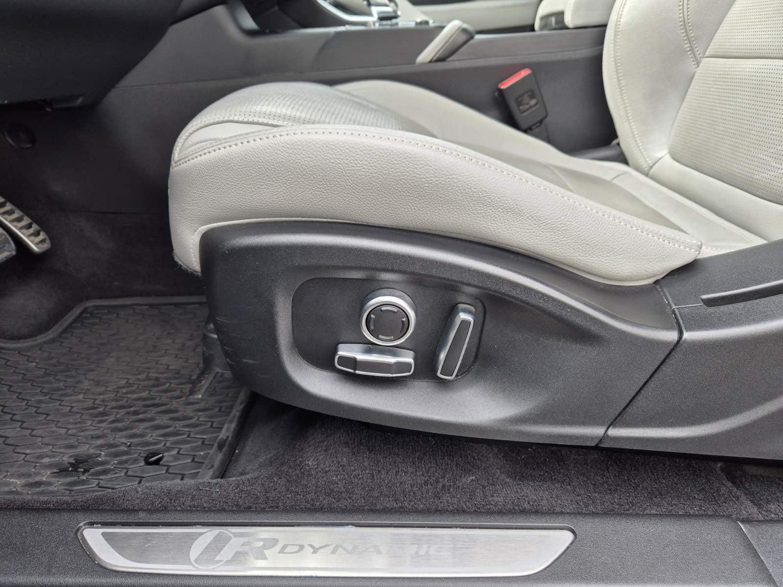 Jaguar E-Pace 1.5T R Dynamic, Led, ACC, HR auto, Kamera, u PDV-u, fotografija 20