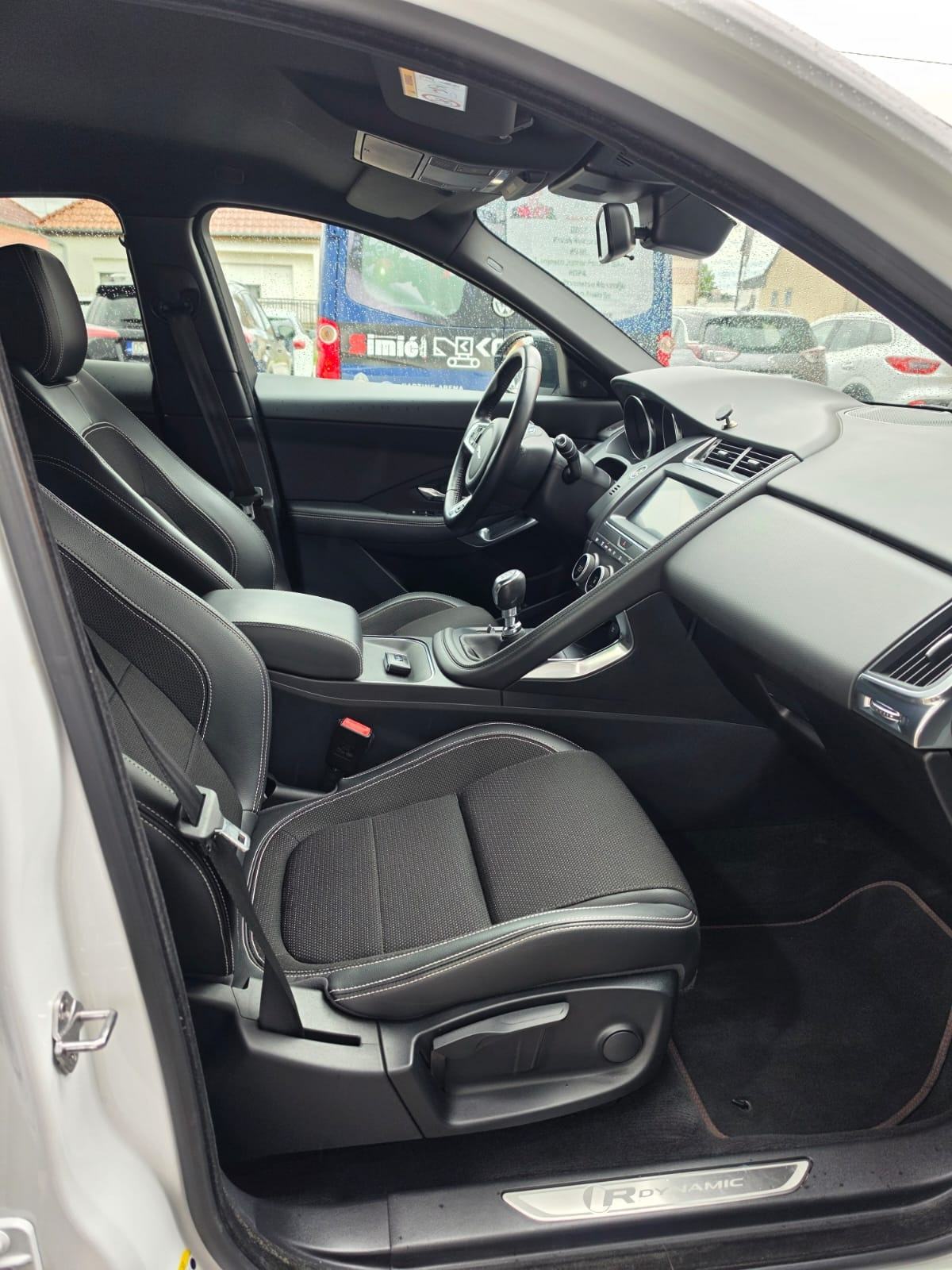 Jaguar E-Pace 150D R-DYNAMIC 2019.God Reg.godinu. Top stanje., fotografija 10
