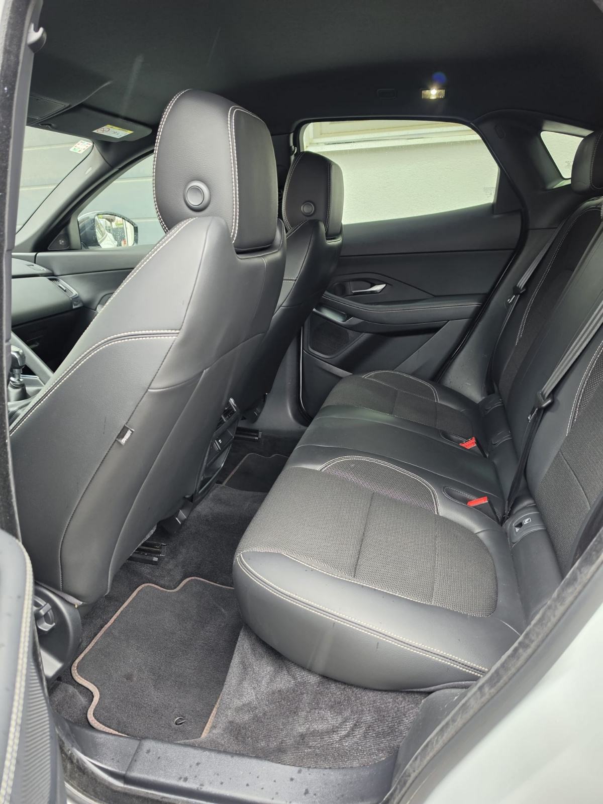 Jaguar E-Pace 150D R-DYNAMIC 2019.God Reg.godinu. Top stanje., fotografija 15