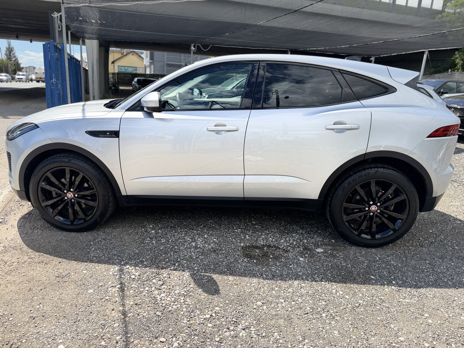Jaguar E-Pace 2.0 D AWD S automatik. **85700** km, fotografija 8