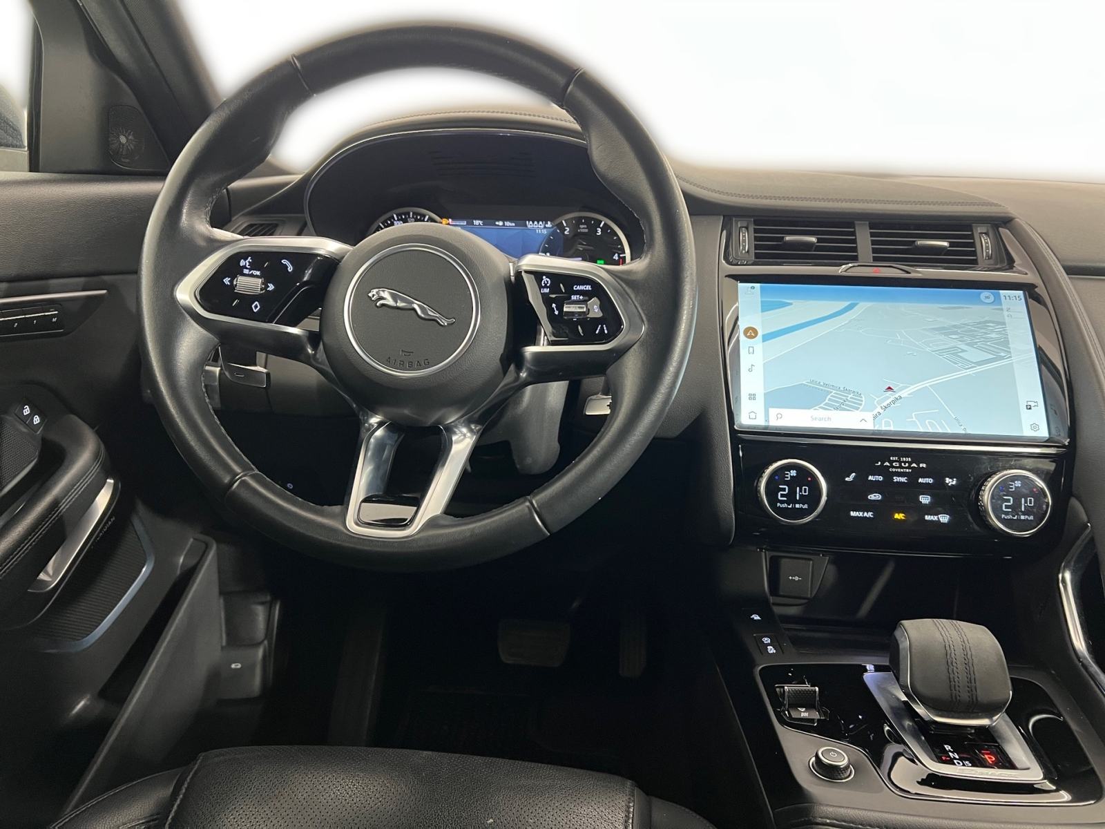 Jaguar E-Pace 2.0 SE 163 AWD - 3 godine jamstva, fotografija 15