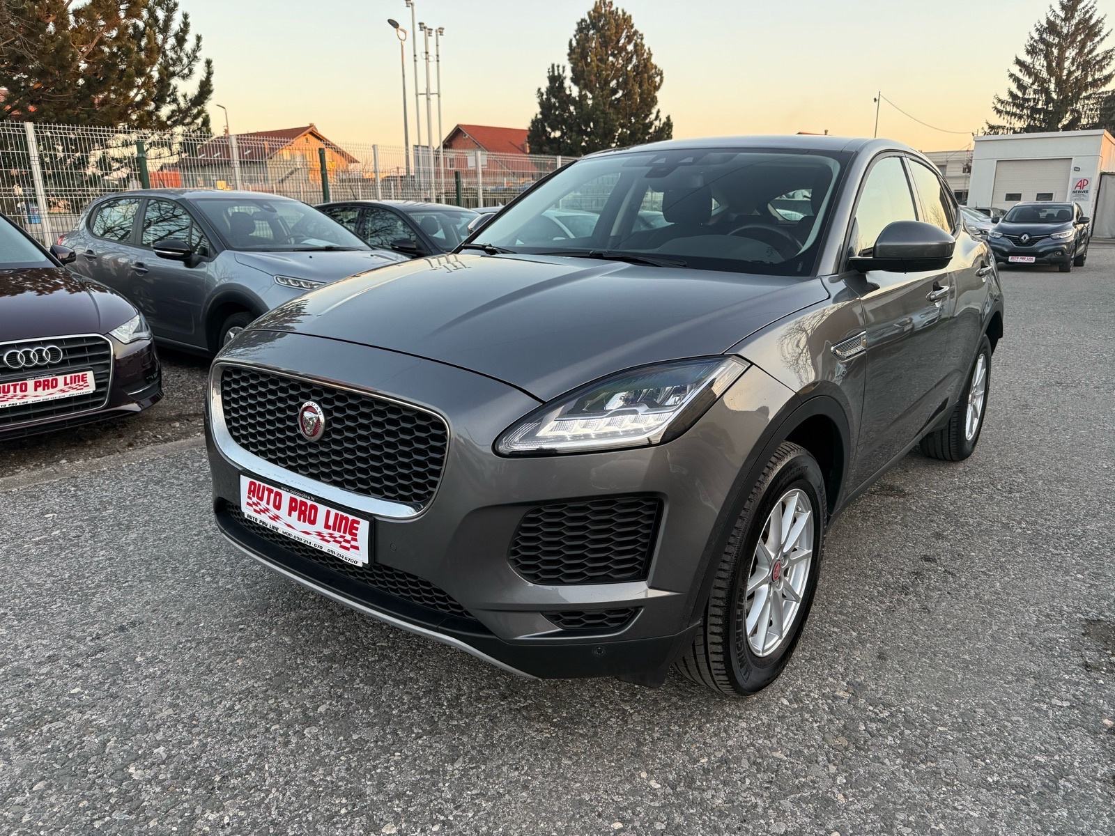 Jaguar E-Pace 2.0d /// 1.Vlasnik, KAO NOV, 16.499€, fotografija 2