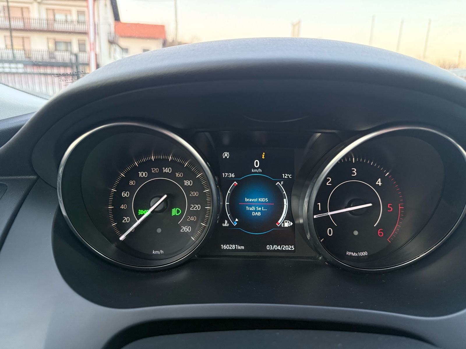 Jaguar E-Pace 2.0d /// 1.Vlasnik, KAO NOV, 16.499€, fotografija 16
