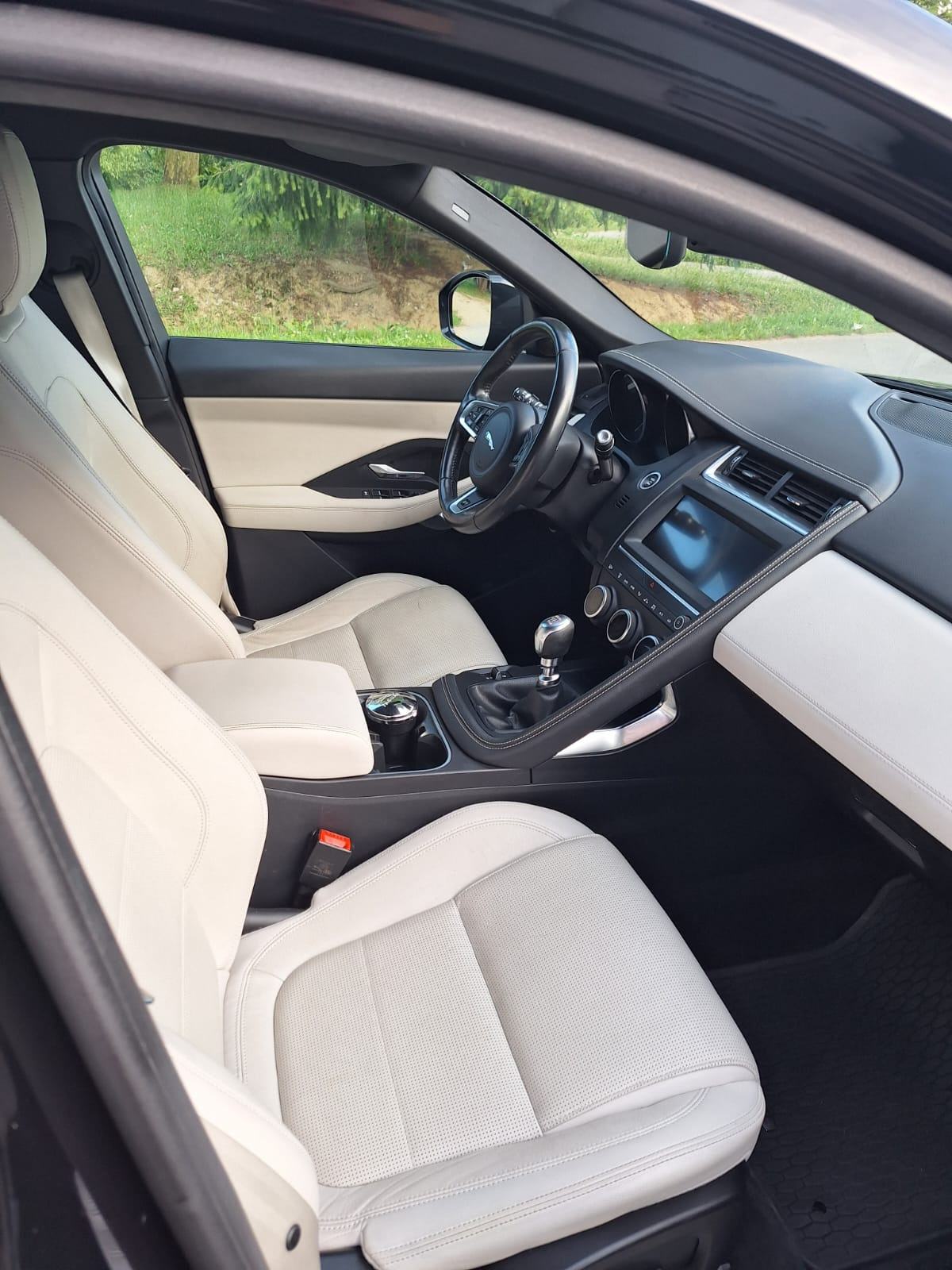 Jaguar E-Pace 2.0d 150, fotografija 6