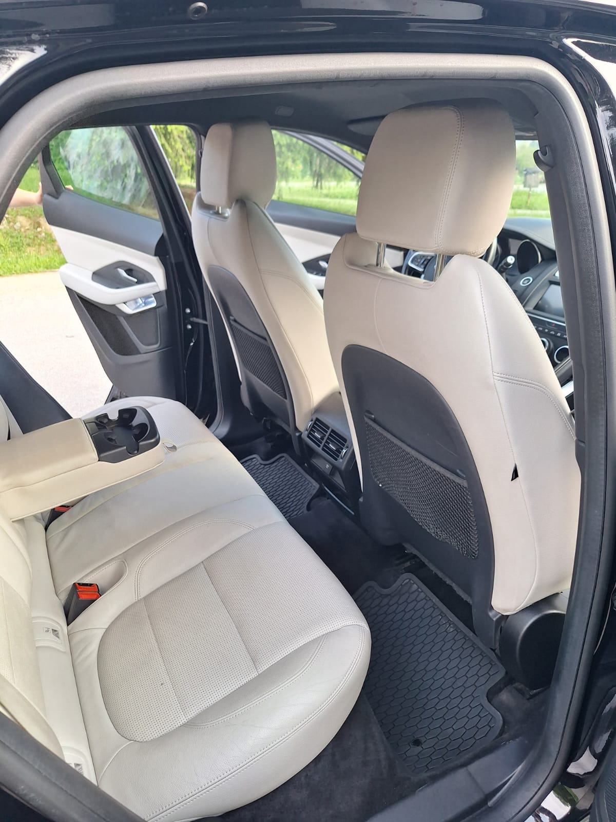 Jaguar E-Pace 2.0d 150, fotografija 14