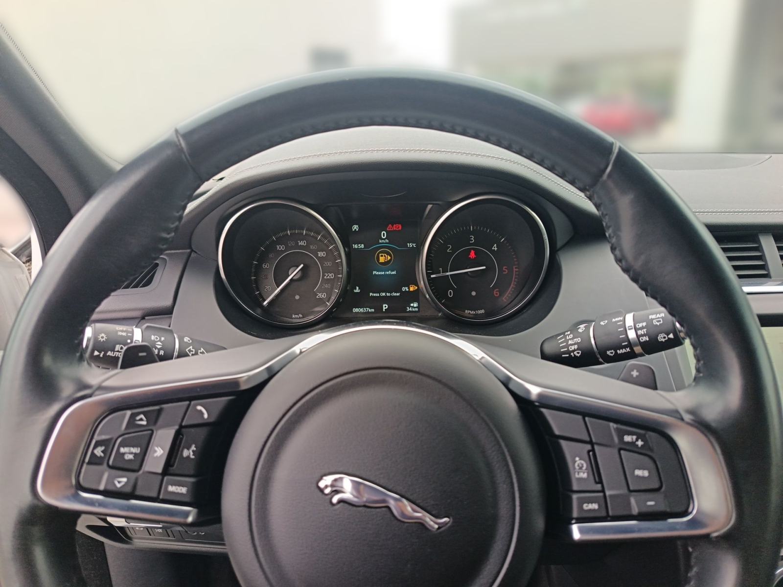 Jaguar E-Pace S 2.0D 150HP AWD A9 R-DYNAMIC - 3 godine jamstva, fotografija 18