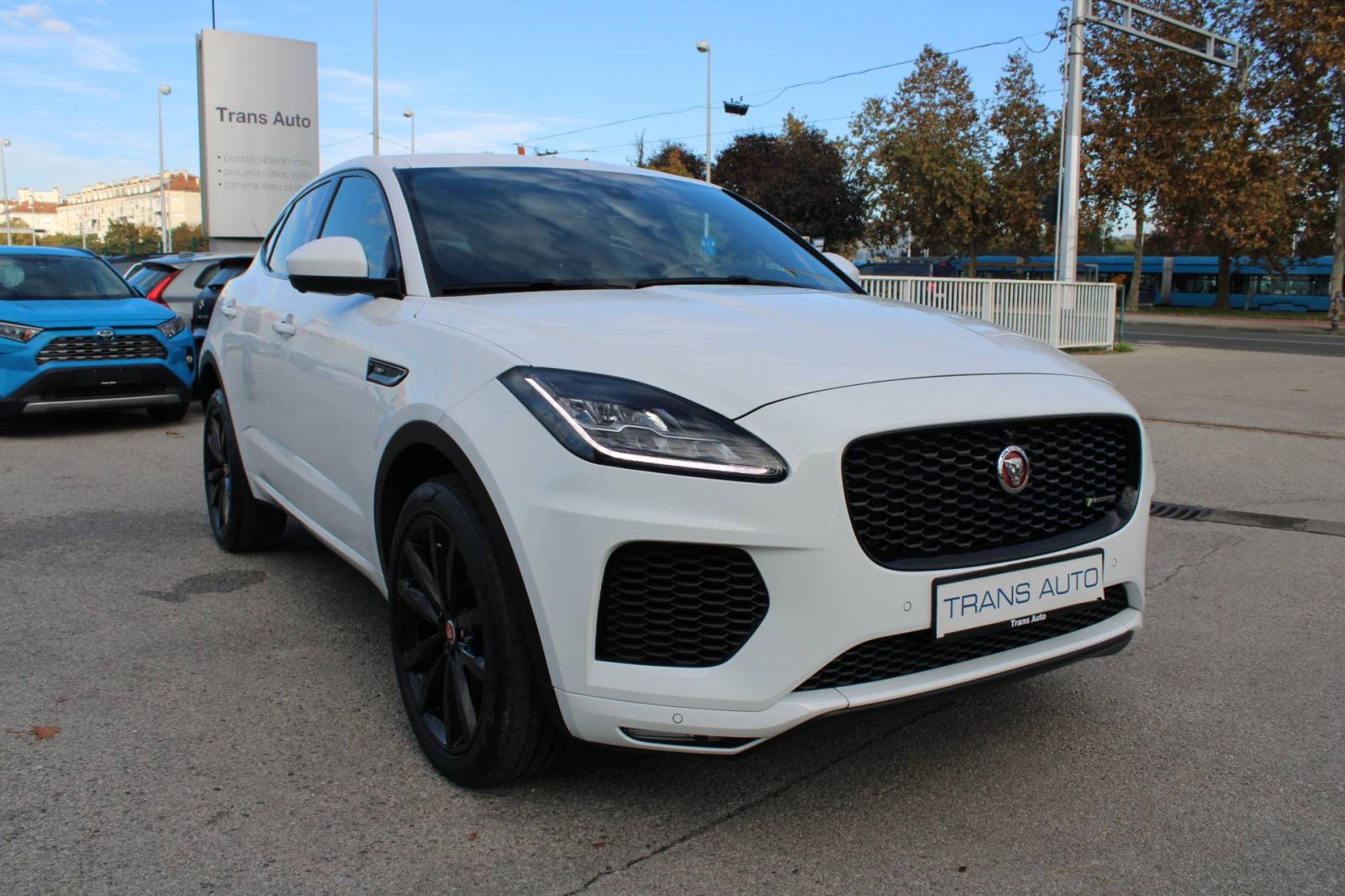 Jaguar E Pace 2.0D 180ks AUTOMATIK R-Dynamic 4x4 *NAVI,LED,KAMERA*, fotografija 3